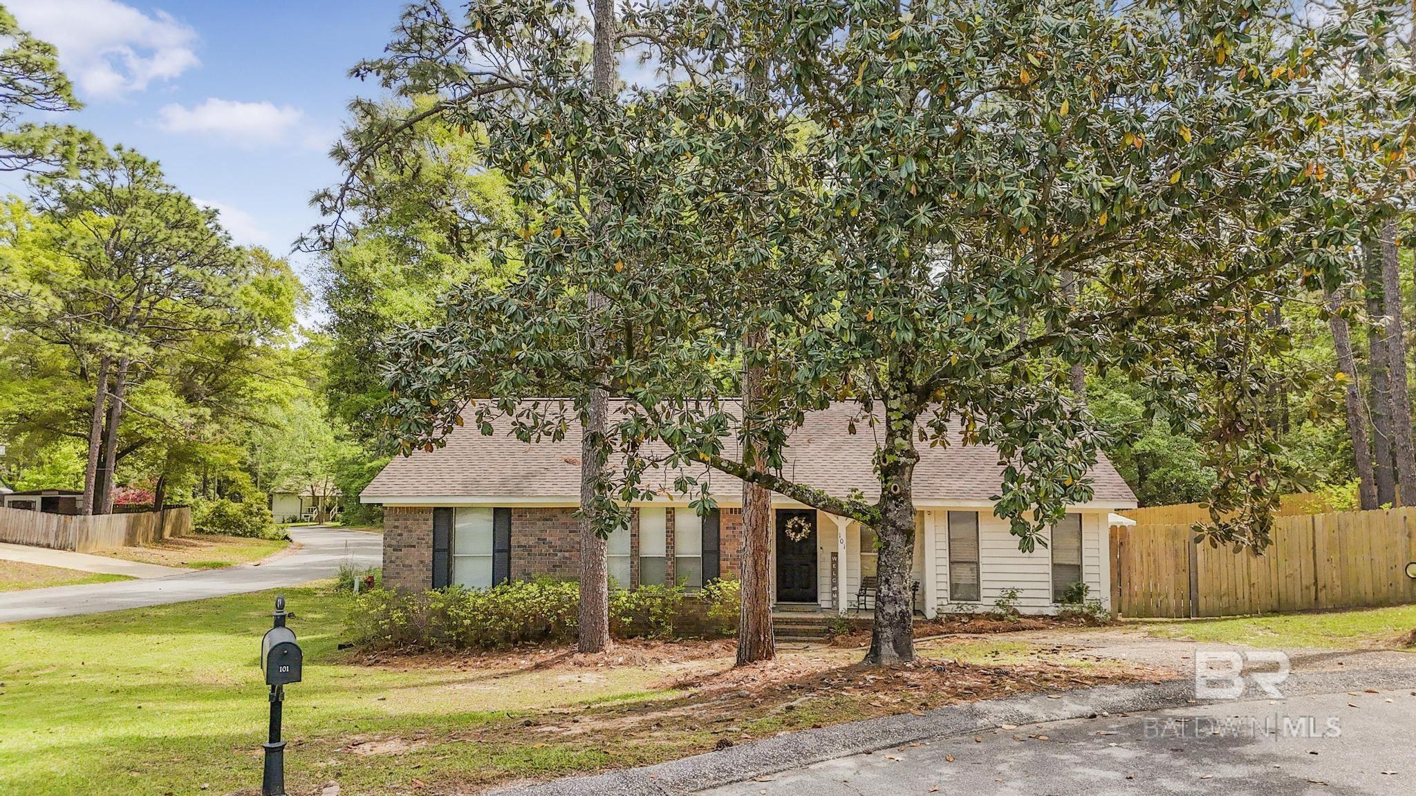 101 Buena Vista Circle South, Daphne, AL, 36526