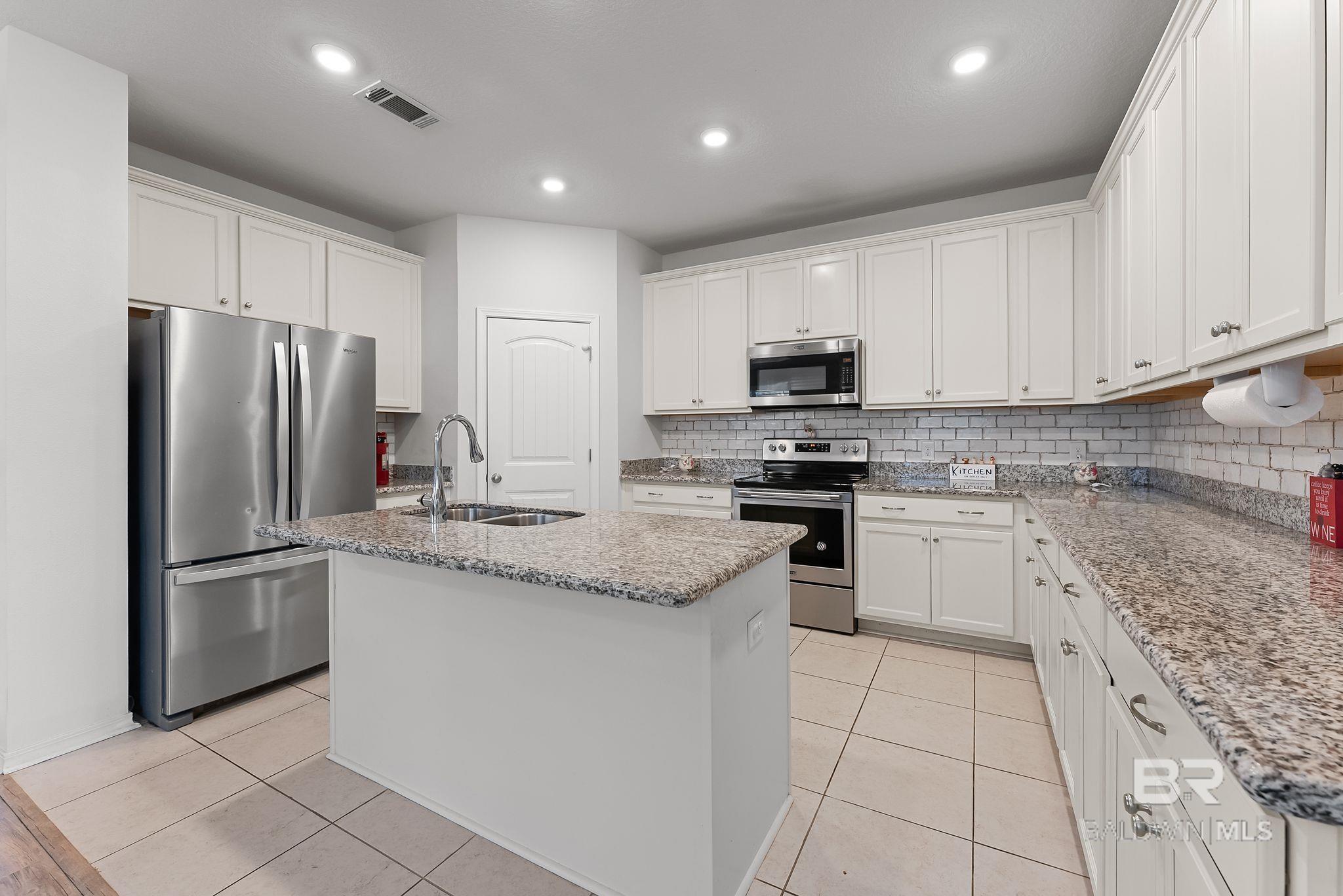 7021 Shallow Brook Court, Gulf Shores, AL, 36542