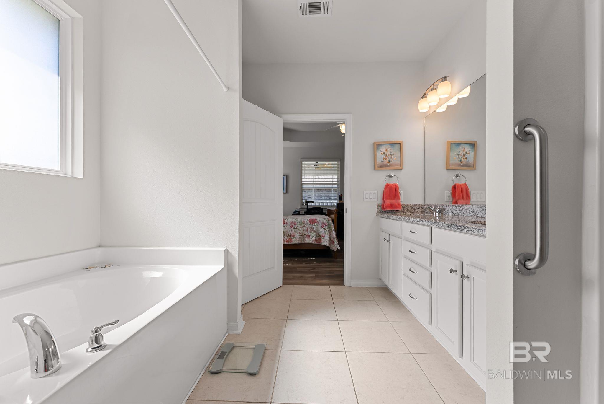 7021 Shallow Brook Court, Gulf Shores, AL, 36542