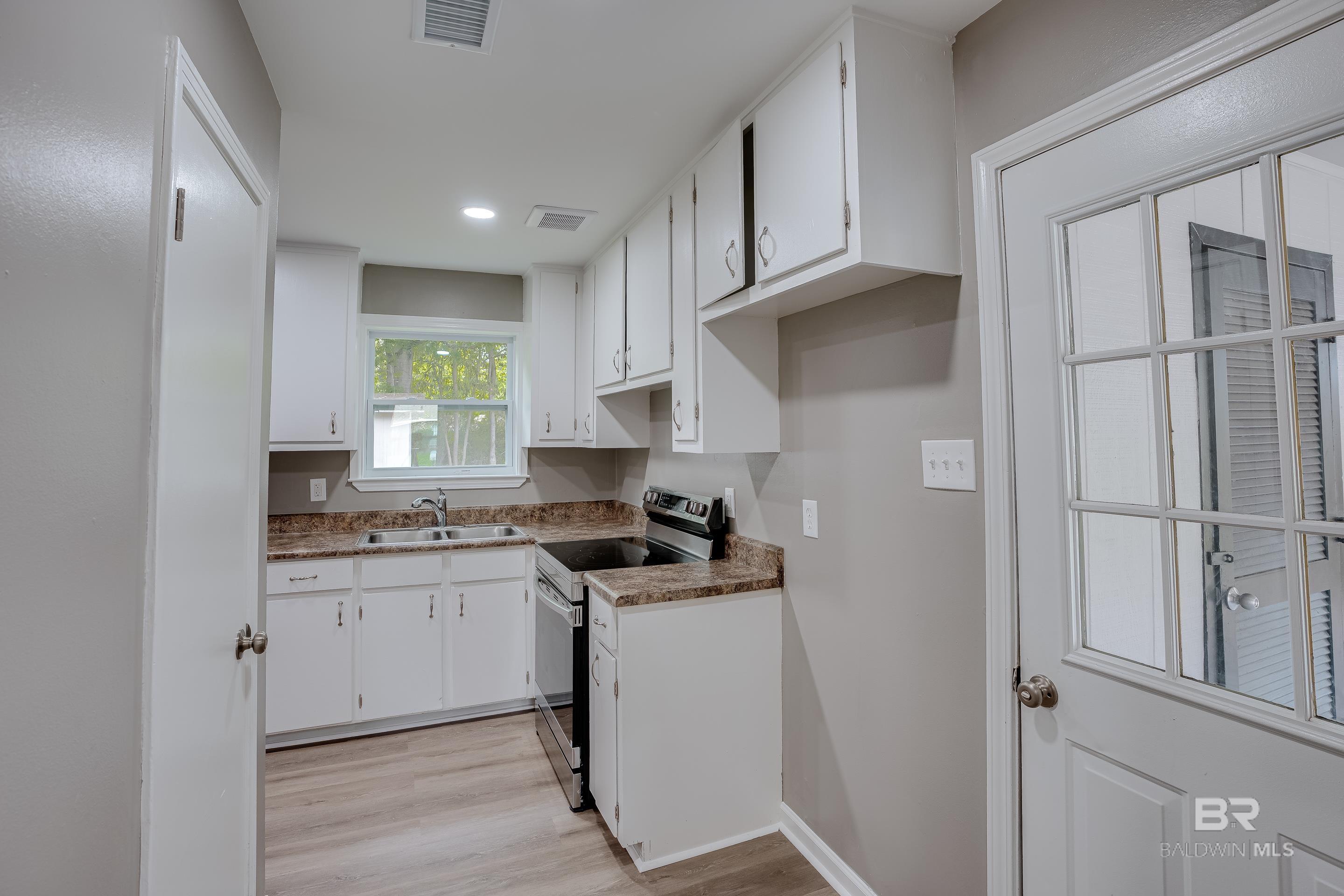 428 Scott Drive, Saraland, AL, 36571