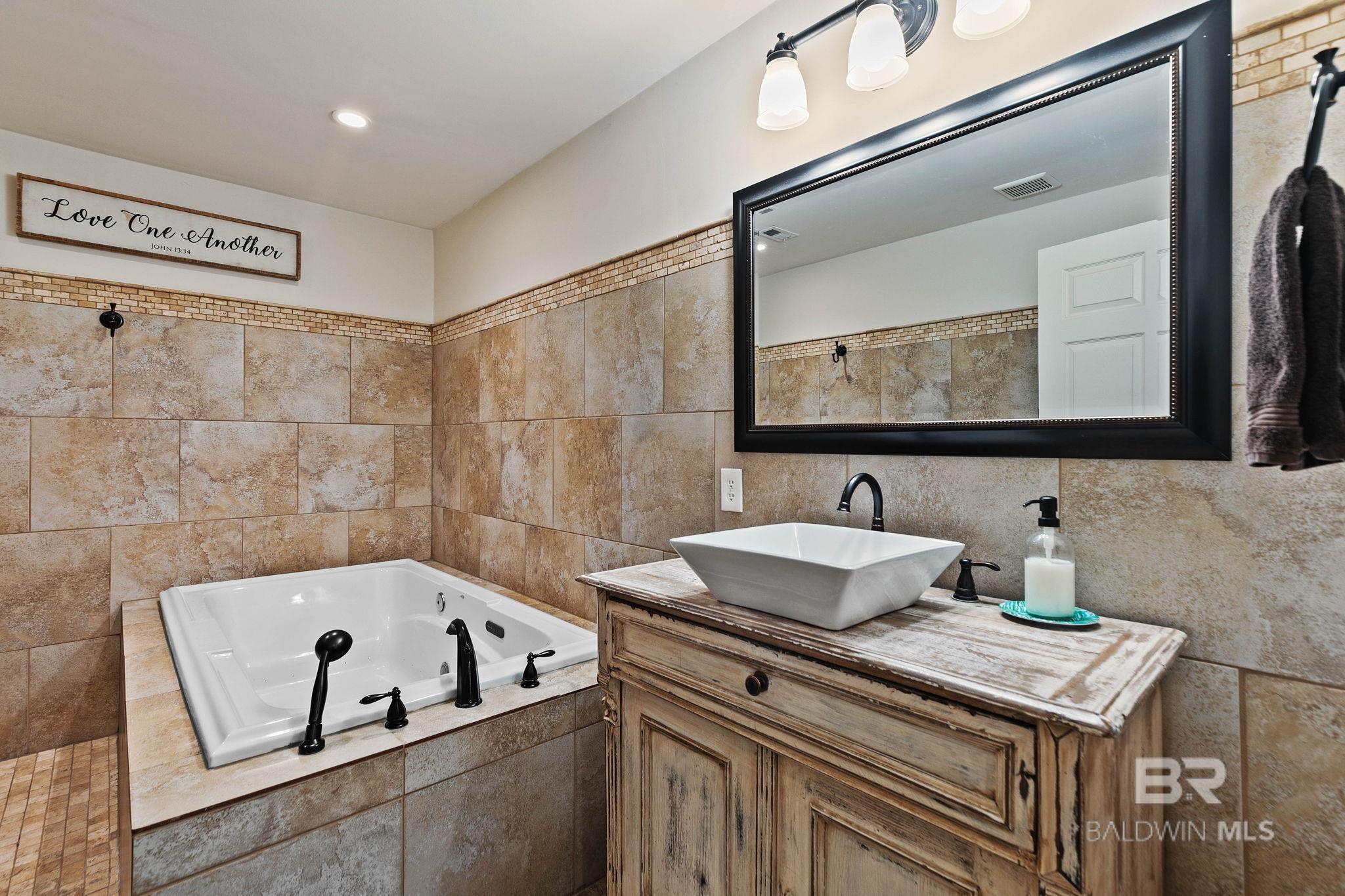 2 Echo Lane, Fairhope, AL, 36532