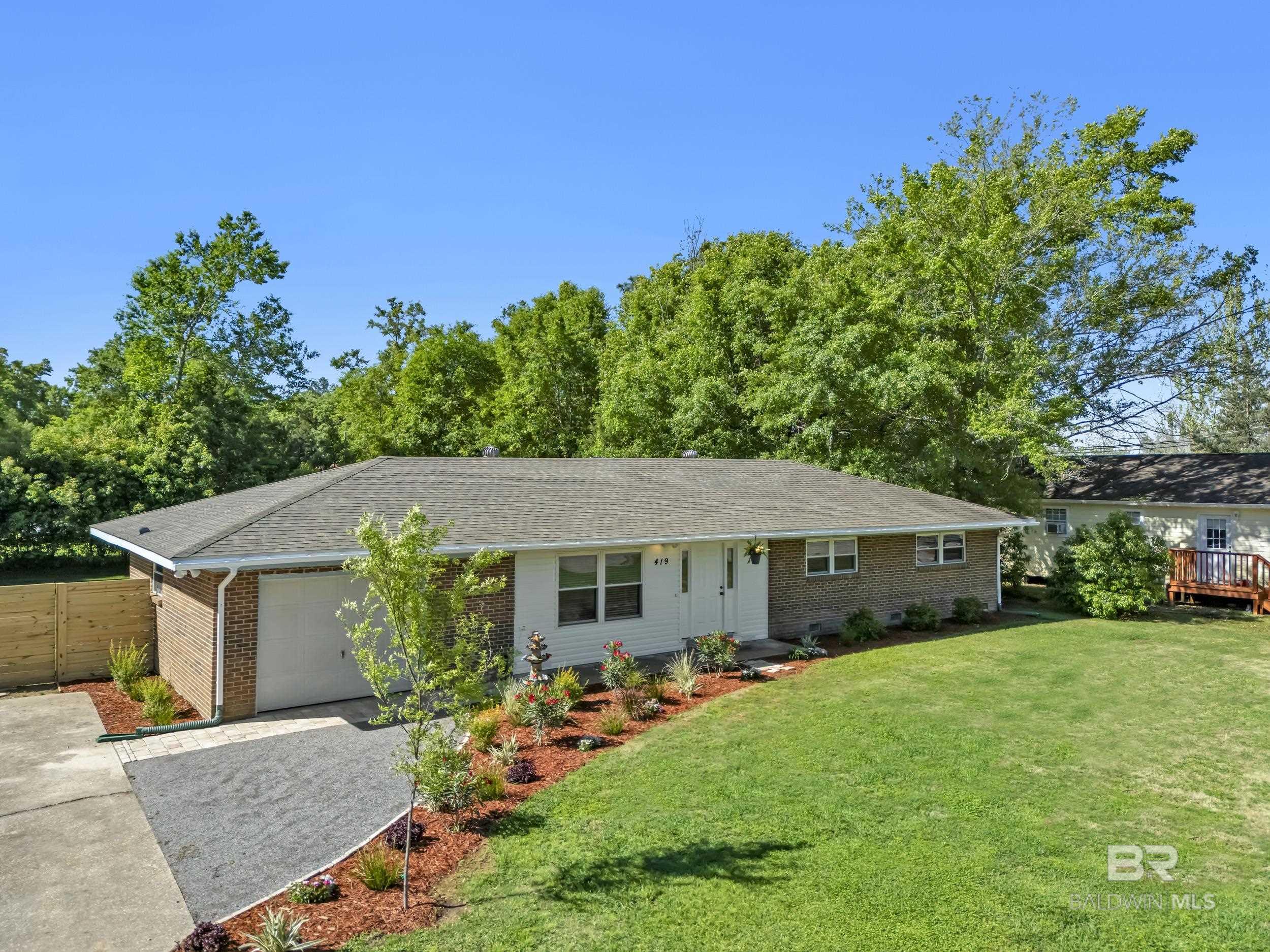 419 W Roosevelt Avenue, Foley, AL, 36535