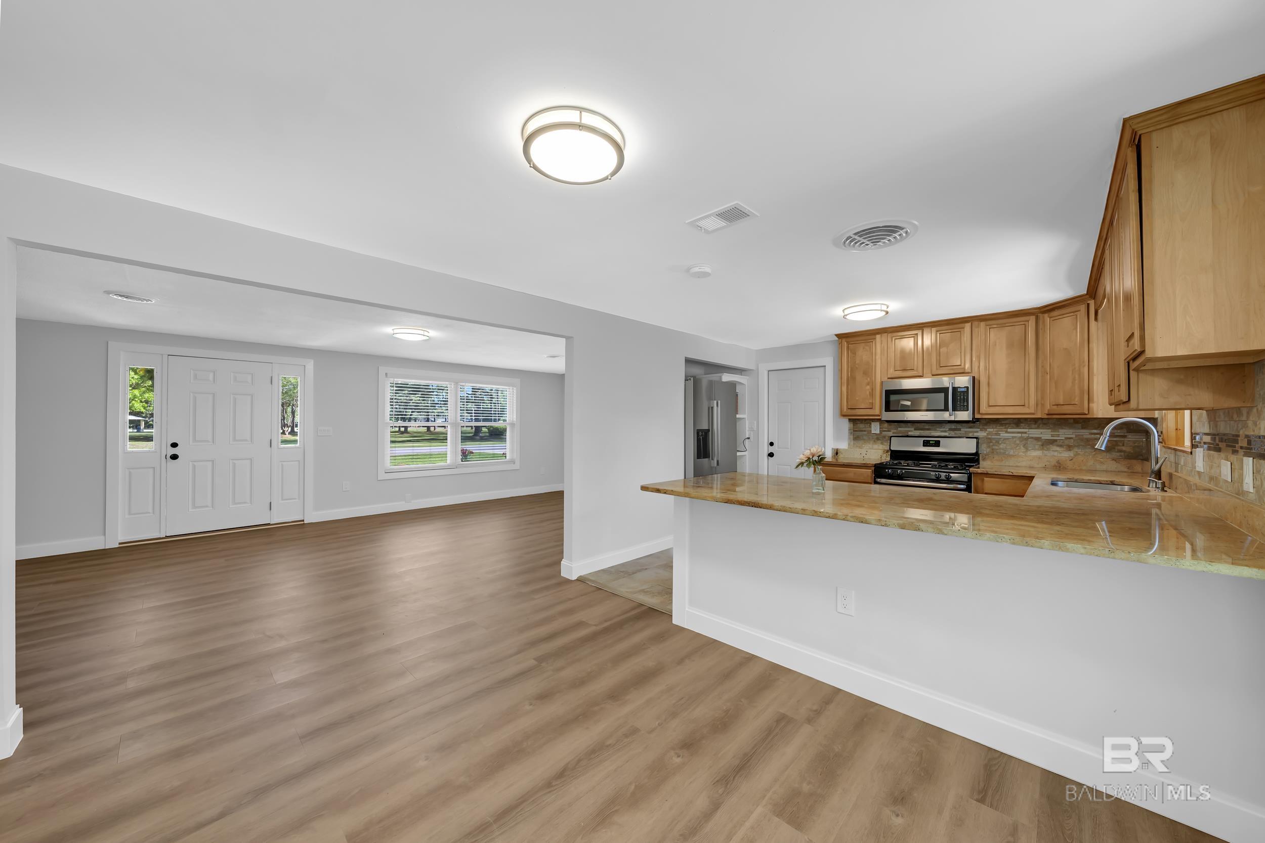 419 W Roosevelt Avenue, Foley, AL, 36535