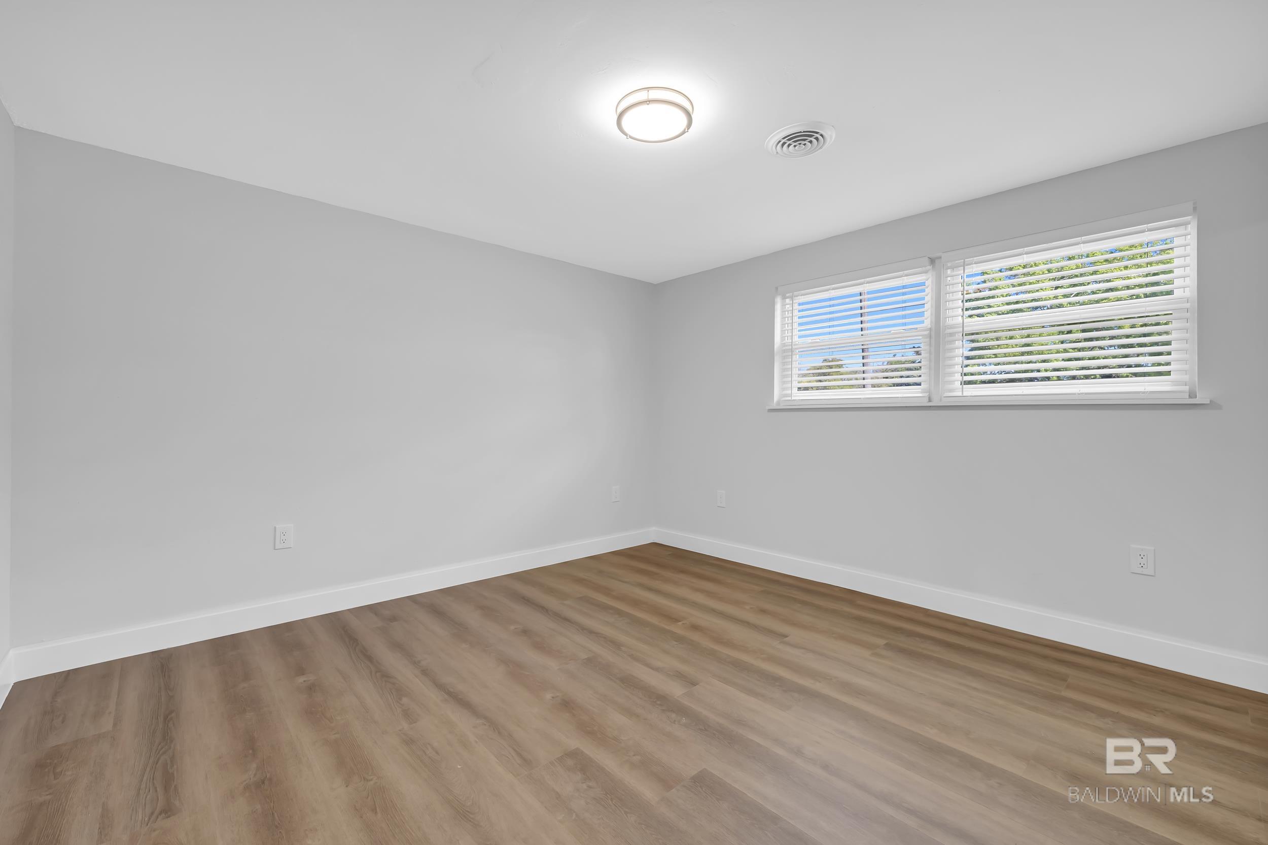 419 W Roosevelt Avenue, Foley, AL, 36535