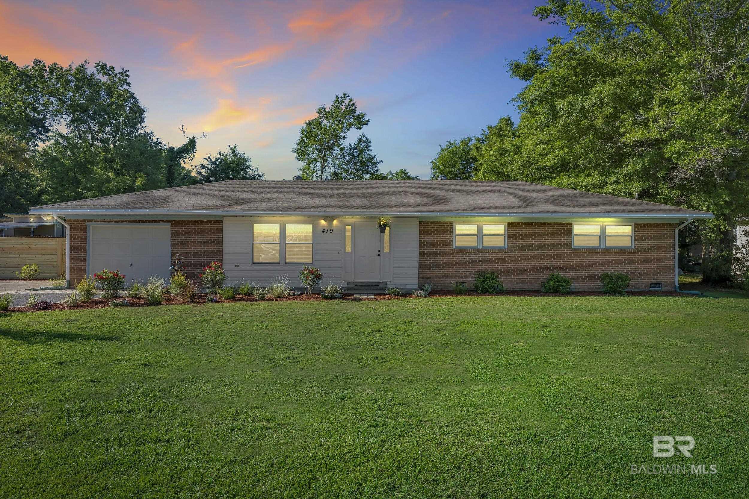 419 W Roosevelt Avenue, Foley, AL, 36535