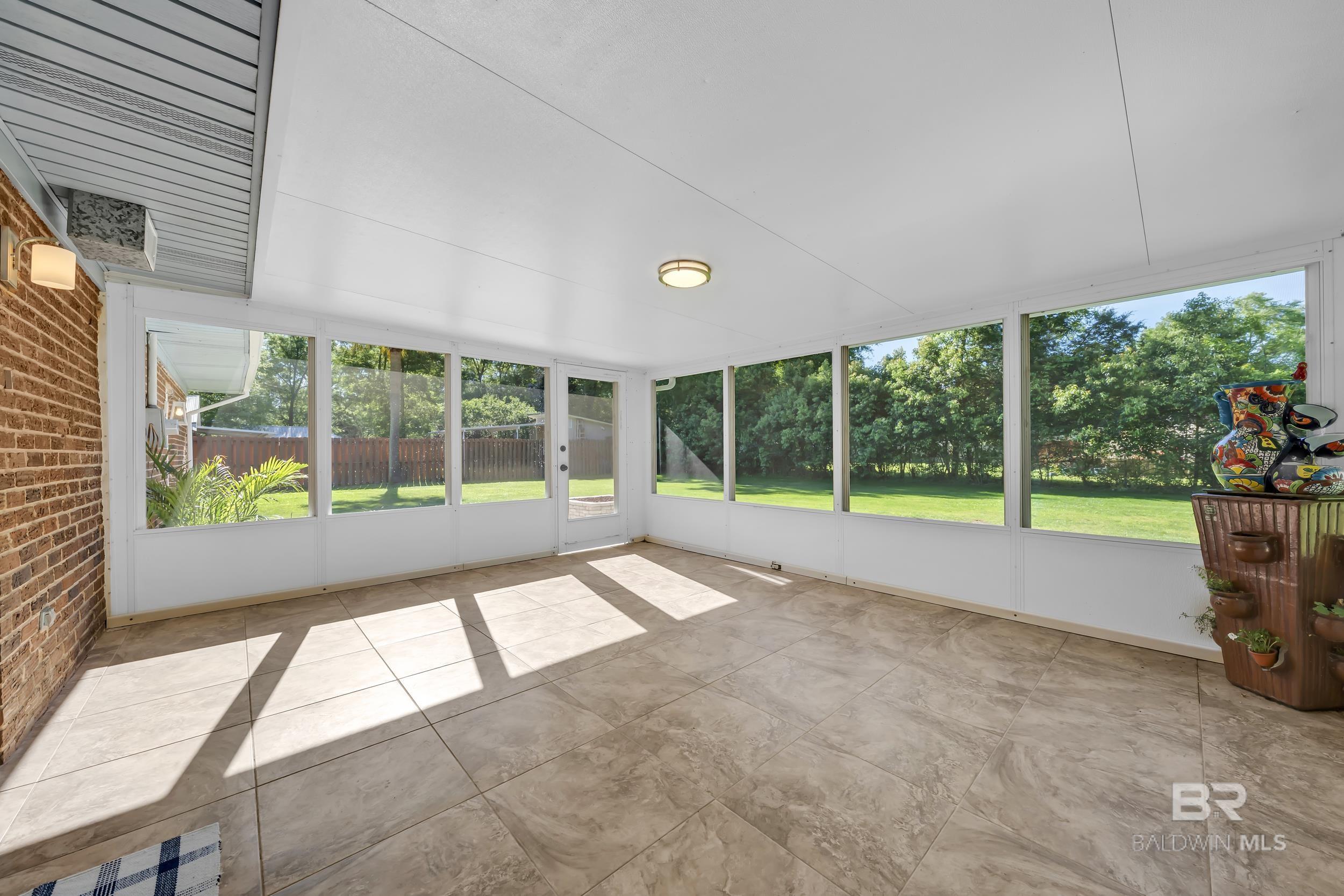 419 W Roosevelt Avenue, Foley, AL, 36535