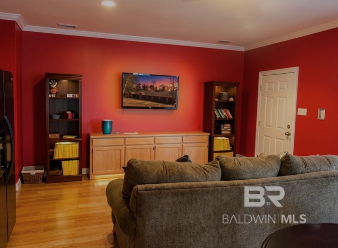 https://zimg.paragon.ice.com/ParagonImages/Property/PG/BCAR/394759/18/0/0/063c649a0168acaec3b9e4daf20fcd4c/7/ef46769d3f4c5cd4b275bee6f0535e65/394759-27c717c8-e275-40a3-9605-561101cf5fa5.JPG