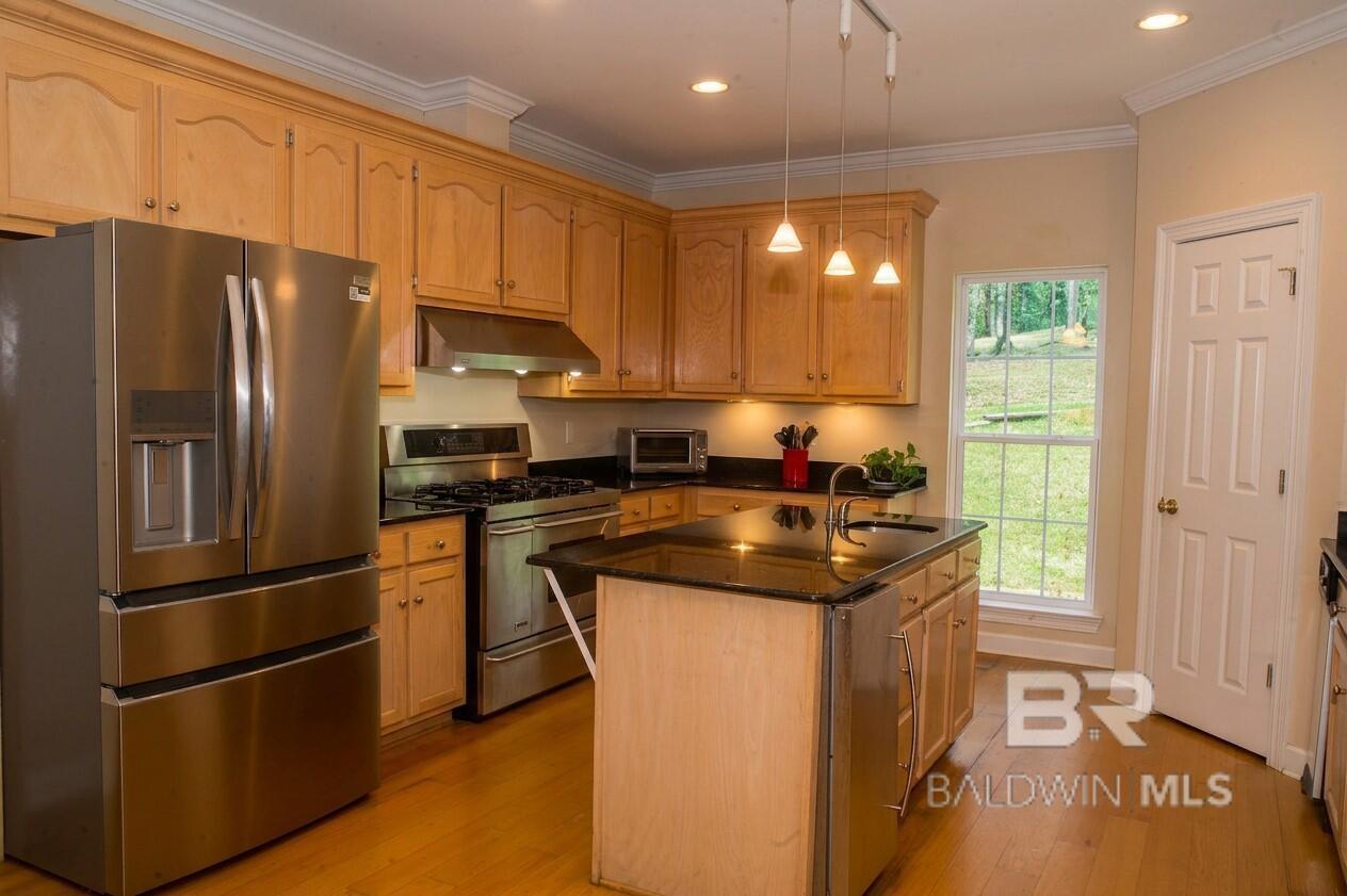 https://zimg.paragon.ice.com/ParagonImages/Property/PG/BCAR/394759/3/0/0/408884dd433fe5e8693bca1f29ef2864/7/ef46769d3f4c5cd4b275bee6f0535e65/394759-3bcb8f56-954b-43d3-a584-fa4bd7cdeb4c.JPG