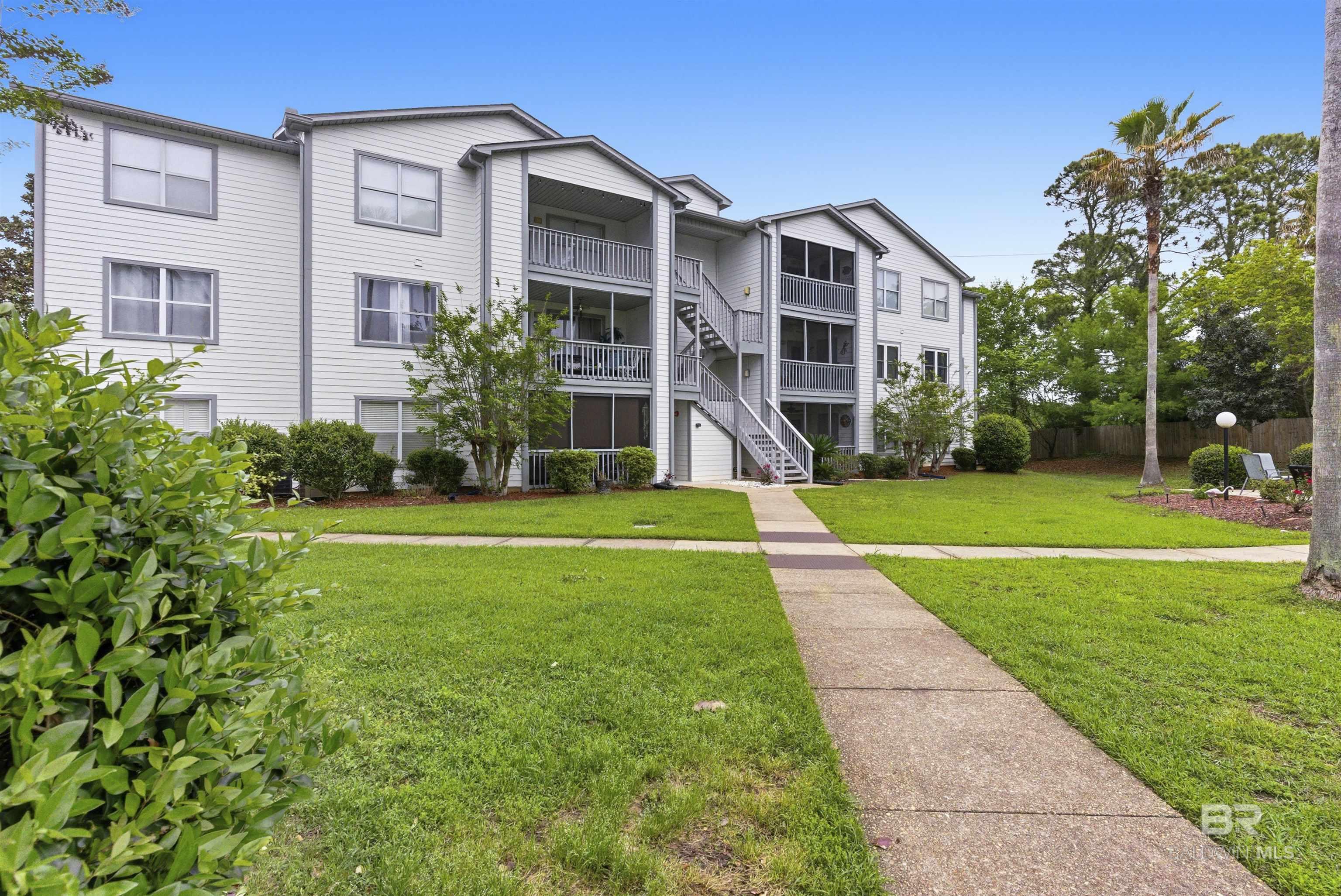 2200 W 2nd Street #303E