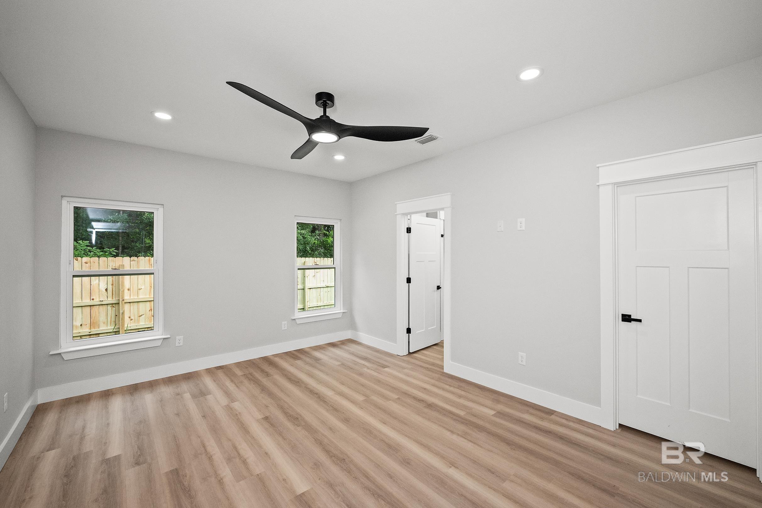 https://zimg.paragon.ice.com/ParagonImages/Property/PG/BCAR/394795/13/0/0/5c6889c78d0dfcf44b54582c81418a3d/7/2cb406ee40d13fbe8bdc4f6f24e4c5e8/394795-3233a601-509b-4373-b86a-e1d2d1bbc59f.JPG