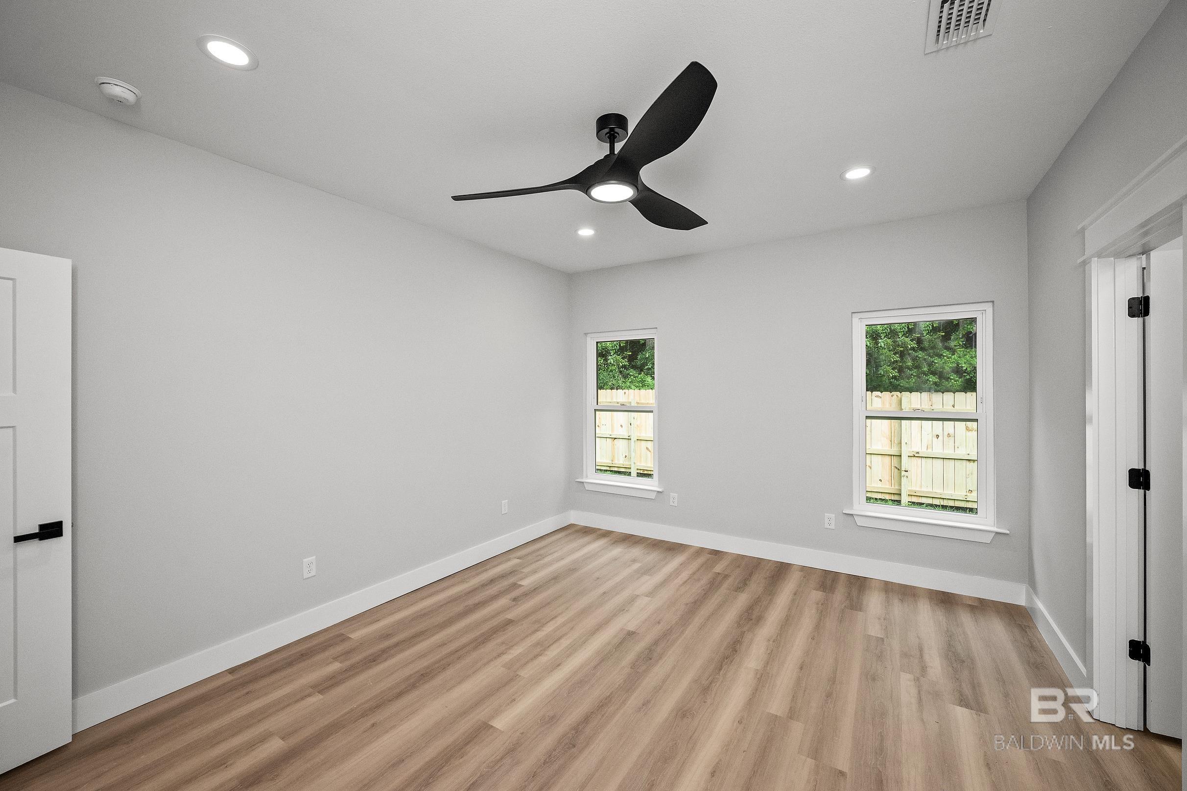 https://zimg.paragon.ice.com/ParagonImages/Property/PG/BCAR/394795/14/0/0/4f6879b94fd5bc617ff2c7c9b5810100/7/2cb406ee40d13fbe8bdc4f6f24e4c5e8/394795-1d2dc152-3b77-450d-a3cb-ae055650d265.JPG