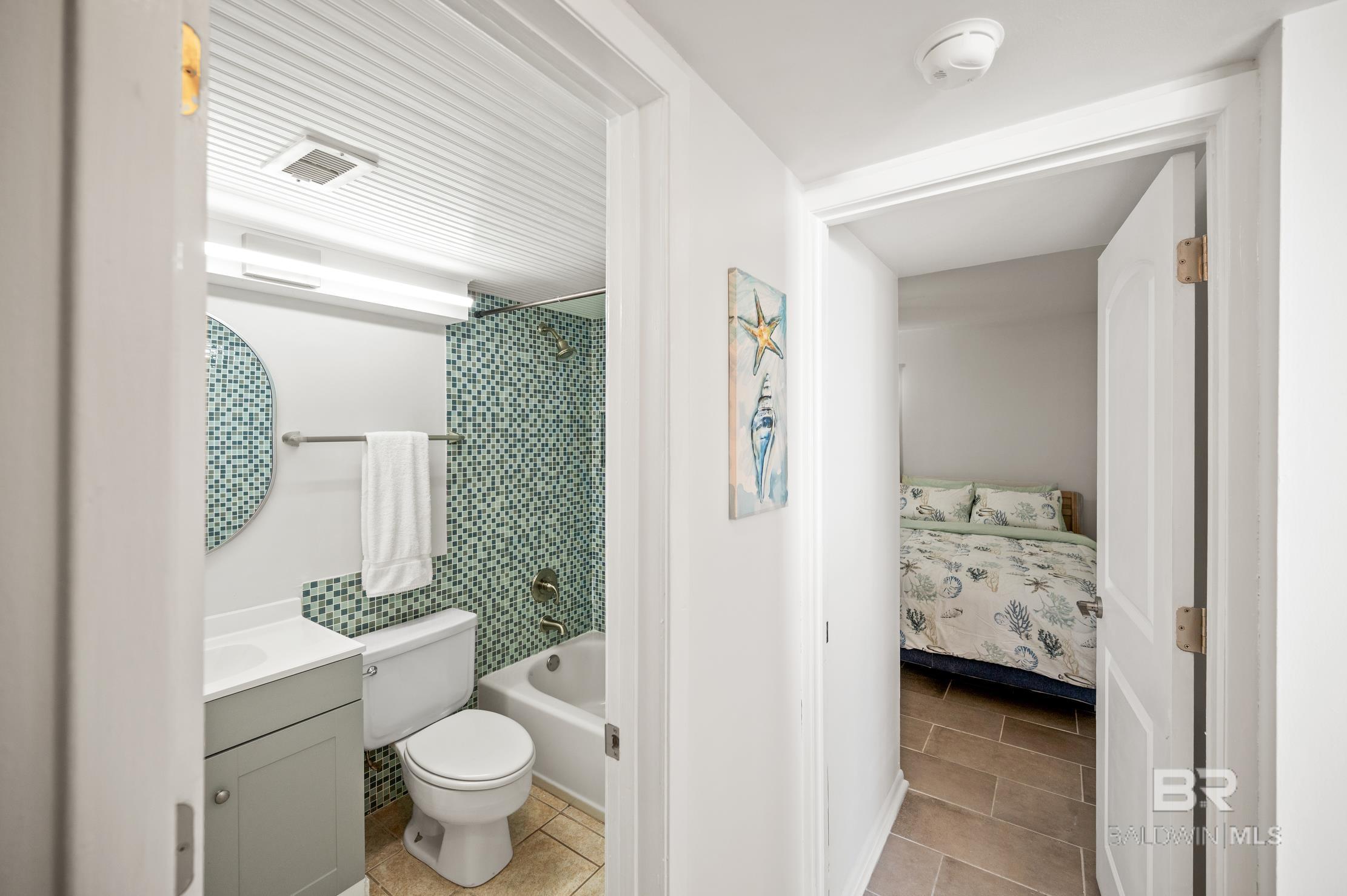 505 E Beach Boulevard UNIT 4-C, Gulf Shores, AL, 36542