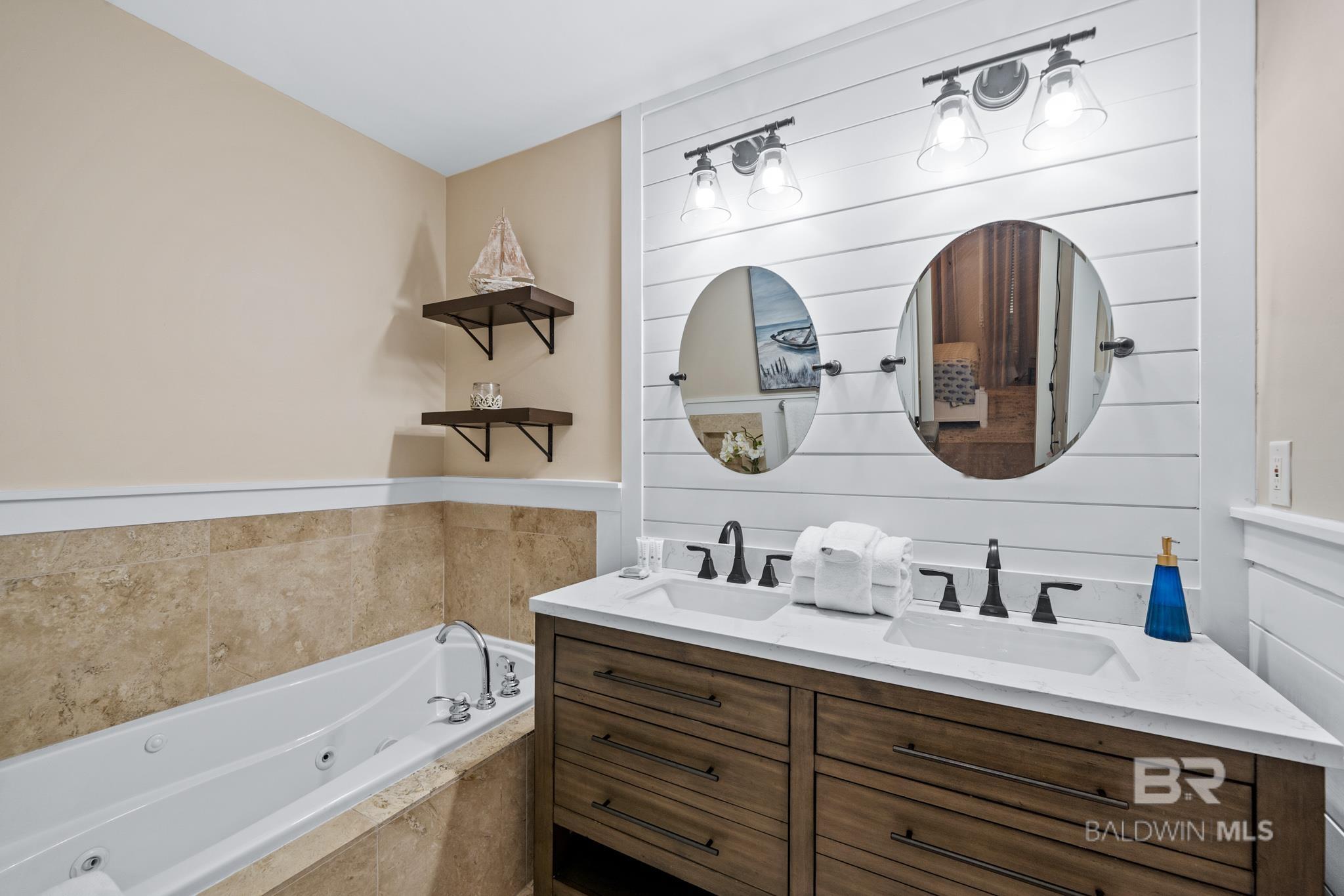 7861 Kiva Way UNIT 103, Gulf Shores, AL, 36542