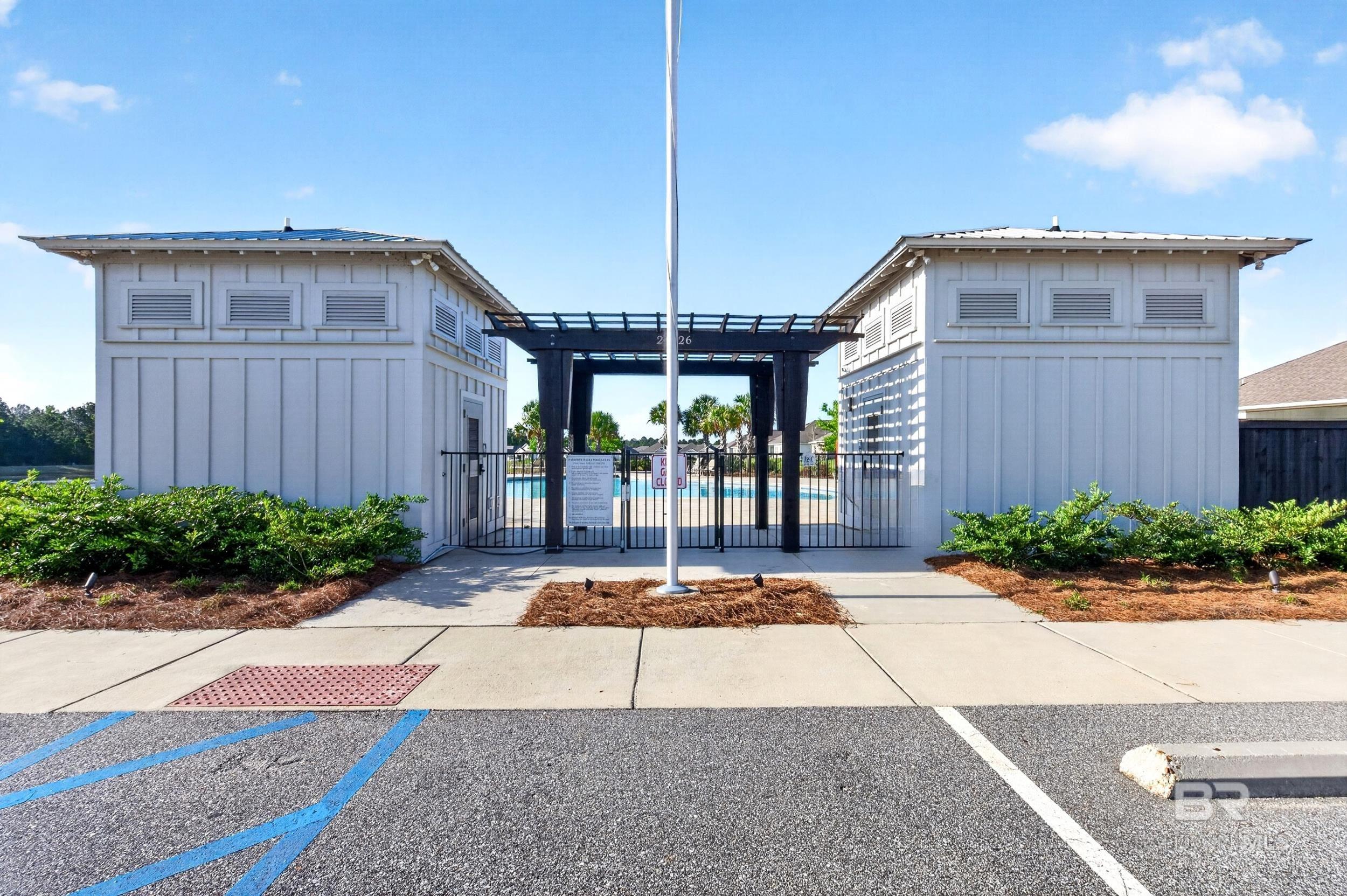 https://zimg.paragon.ice.com/ParagonImages/Property/PG/BCAR/394818/55/0/0/e3eb8fbc87901363cce55873f29bb6ba/7/3c20c542d3b95e5cee8f72bae4d5e431/394818-524ce802-c52f-4b40-802d-e8191160758b.JPG