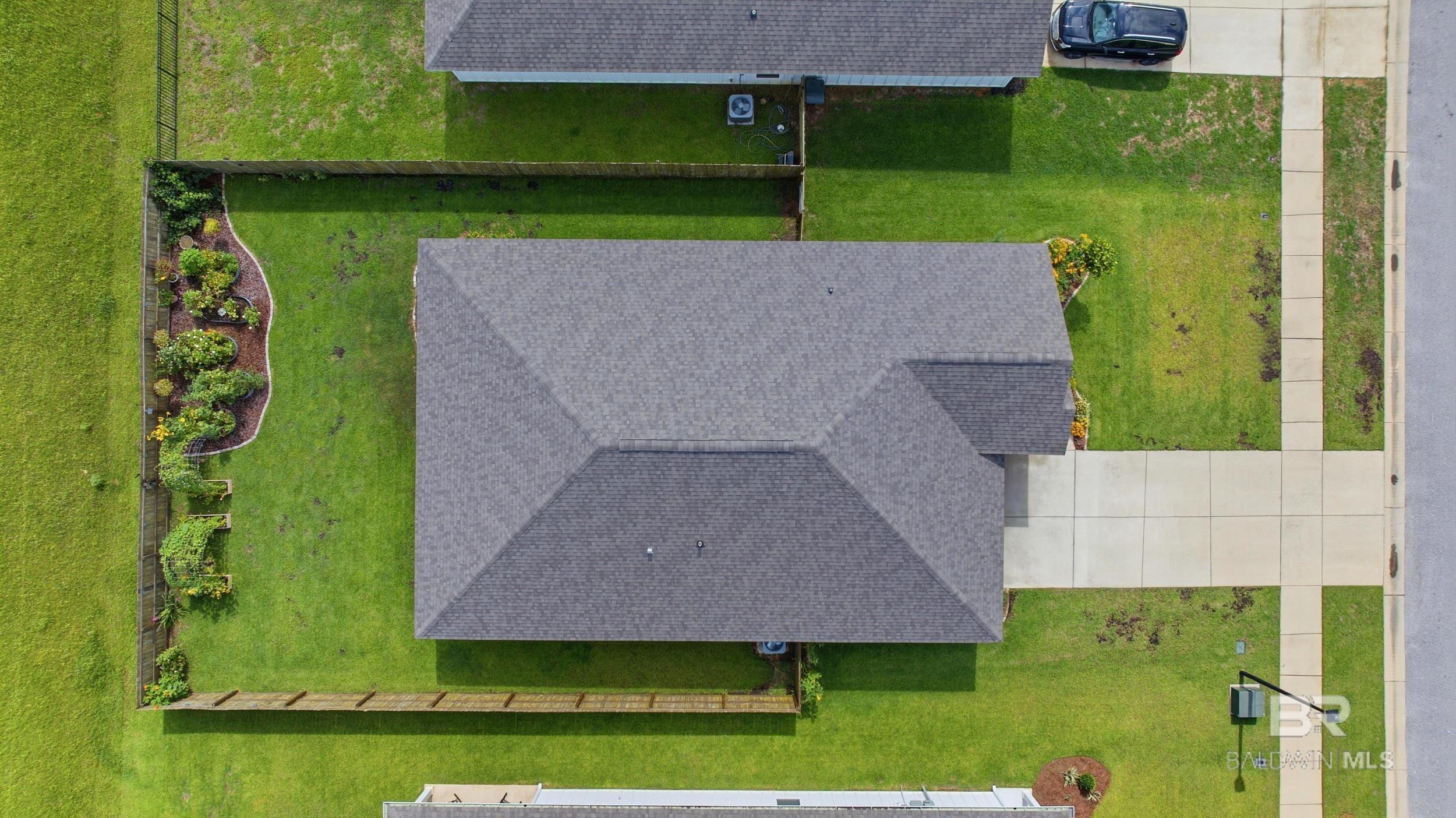 https://zimg.paragon.ice.com/ParagonImages/Property/PG/BCAR/394818/64/0/0/9bd1beaef58dd0ce2be08a47ccf6aa70/7/3c20c542d3b95e5cee8f72bae4d5e431/394818-cfe97877-63e8-4aa4-8ebe-f11b141f7d3b.JPG