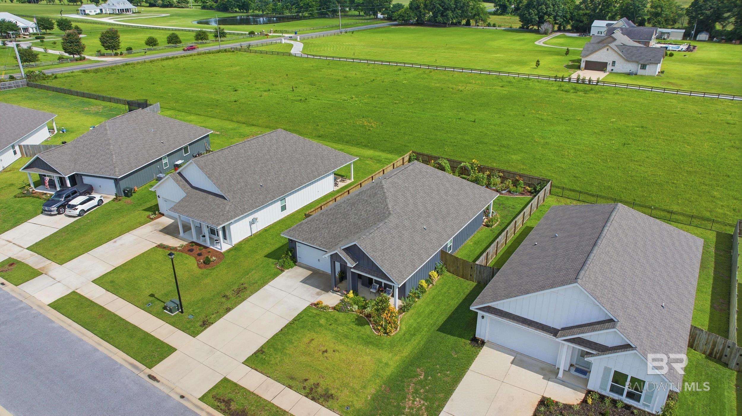 https://zimg.paragon.ice.com/ParagonImages/Property/PG/BCAR/394818/66/0/0/afd7edf71c7434330b26f89ccc16e093/7/3c20c542d3b95e5cee8f72bae4d5e431/394818-847ef39d-bc74-47ed-9faa-56815c0477e9.JPG