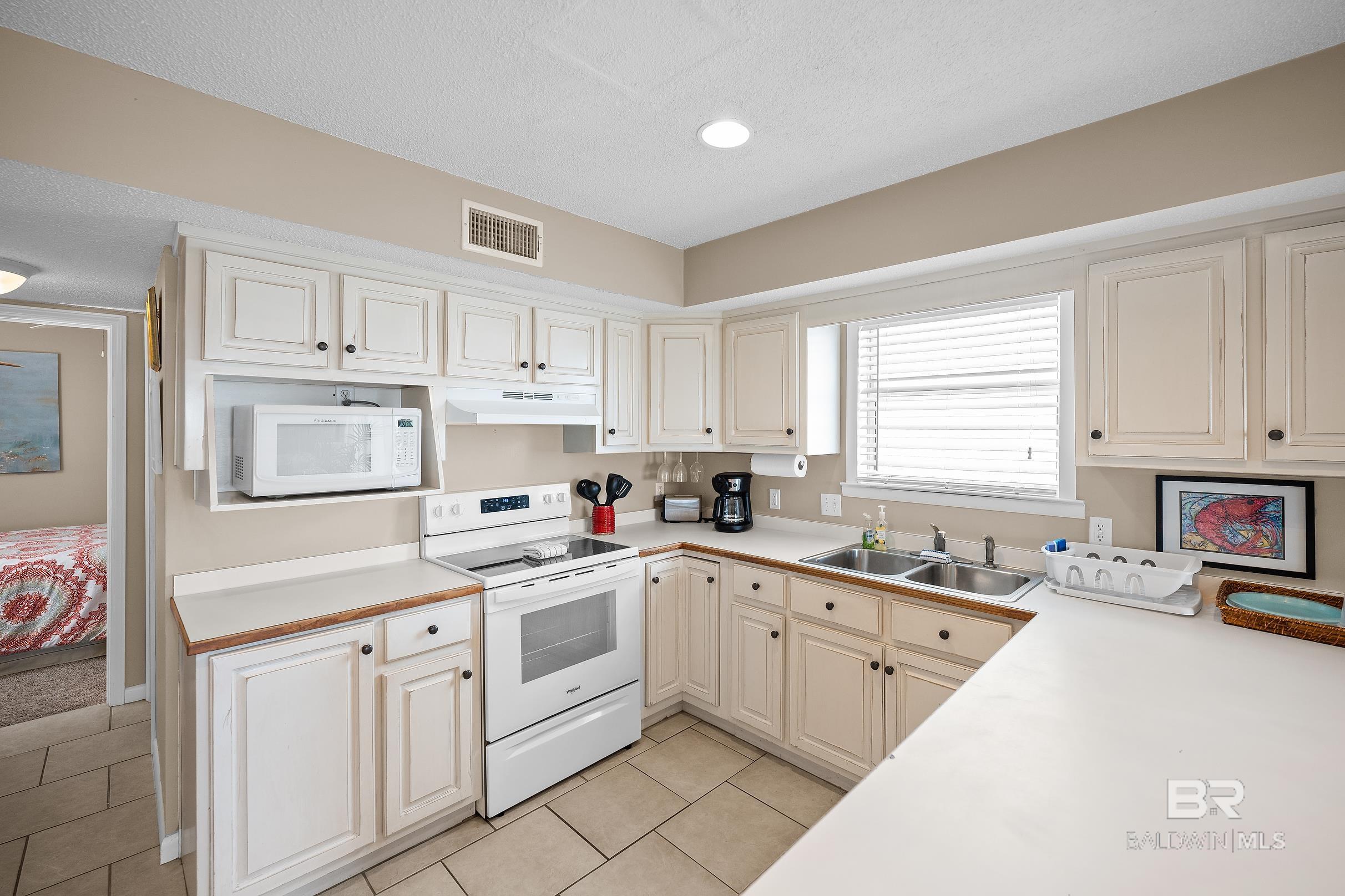 1449 W Beach Boulevard UNIT 1 & 2, Gulf Shores, AL, 36542