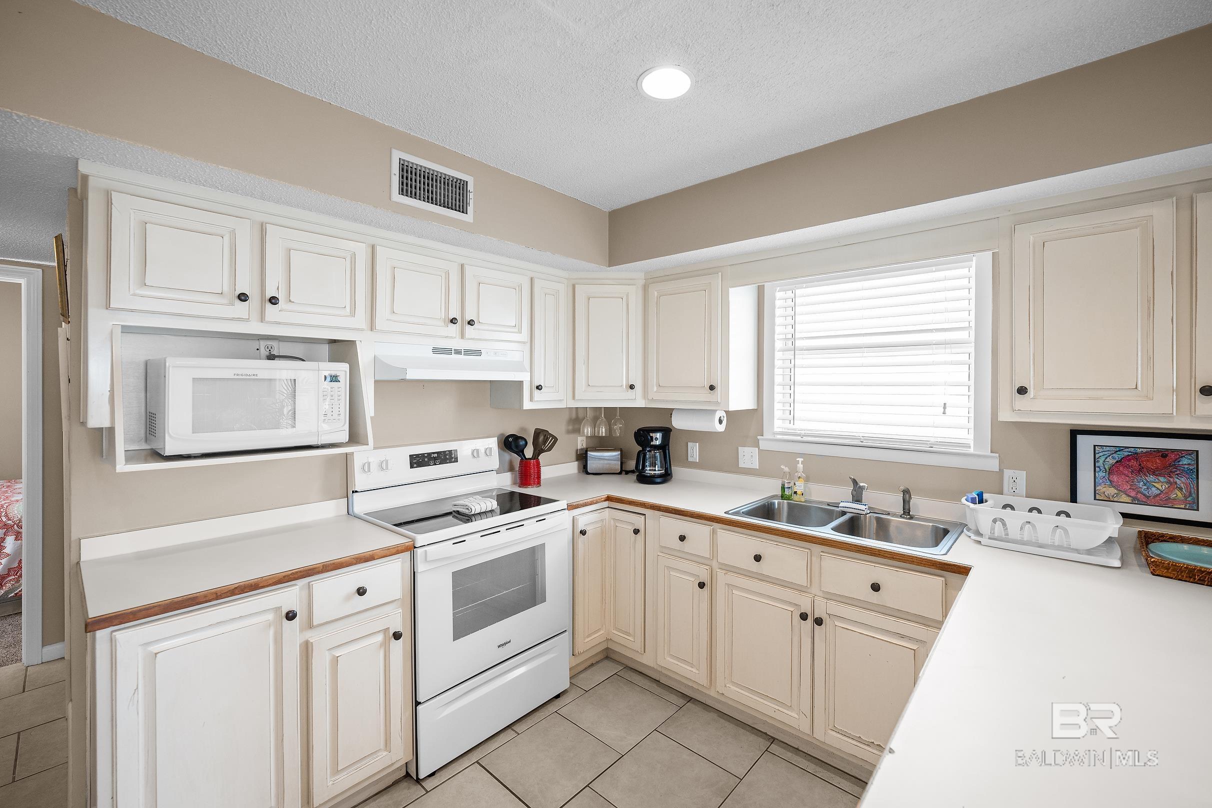 1449 W Beach Boulevard UNIT 1 & 2, Gulf Shores, AL, 36542