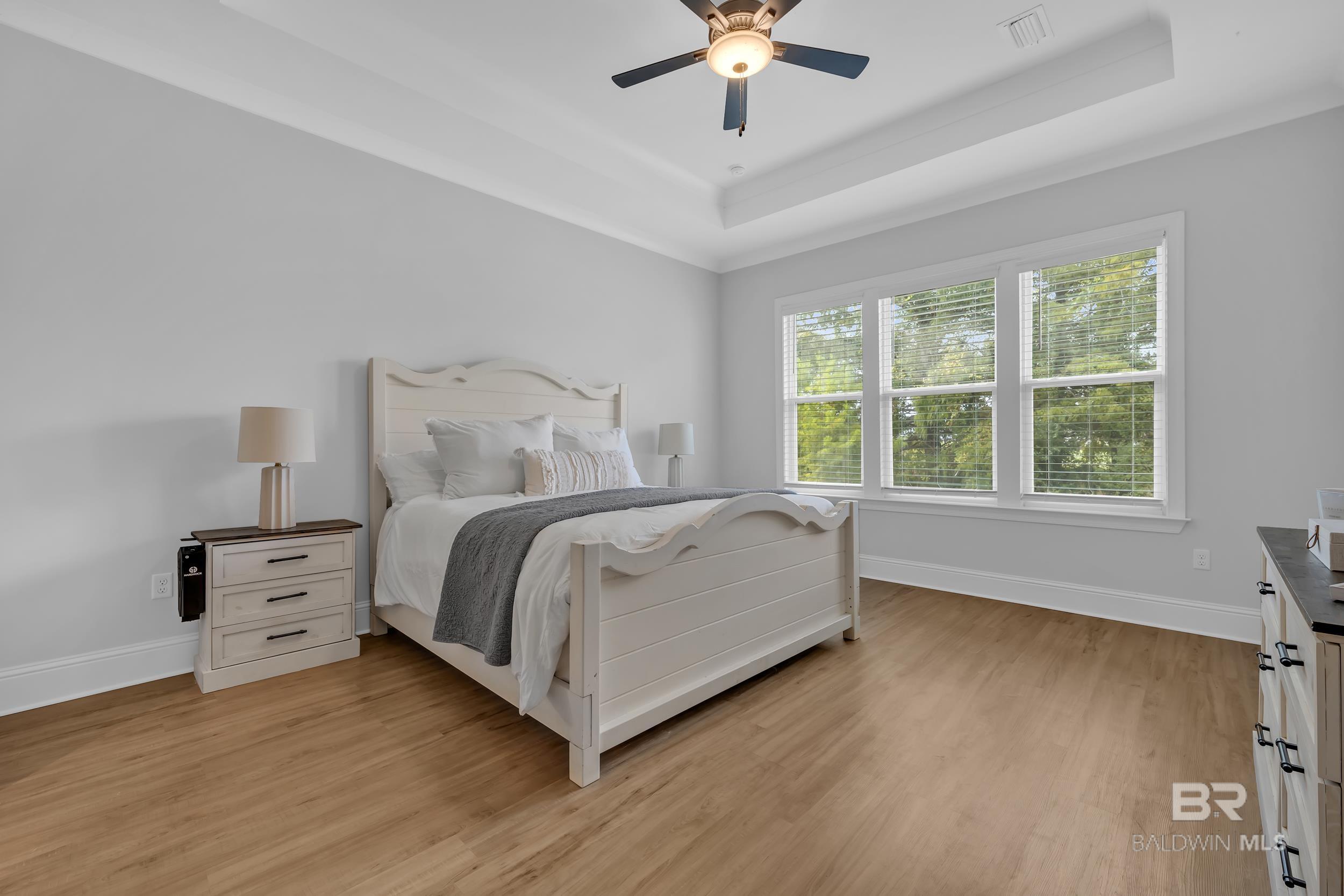 21081 Live Oak Circle, Gulf Shores, AL, 36542