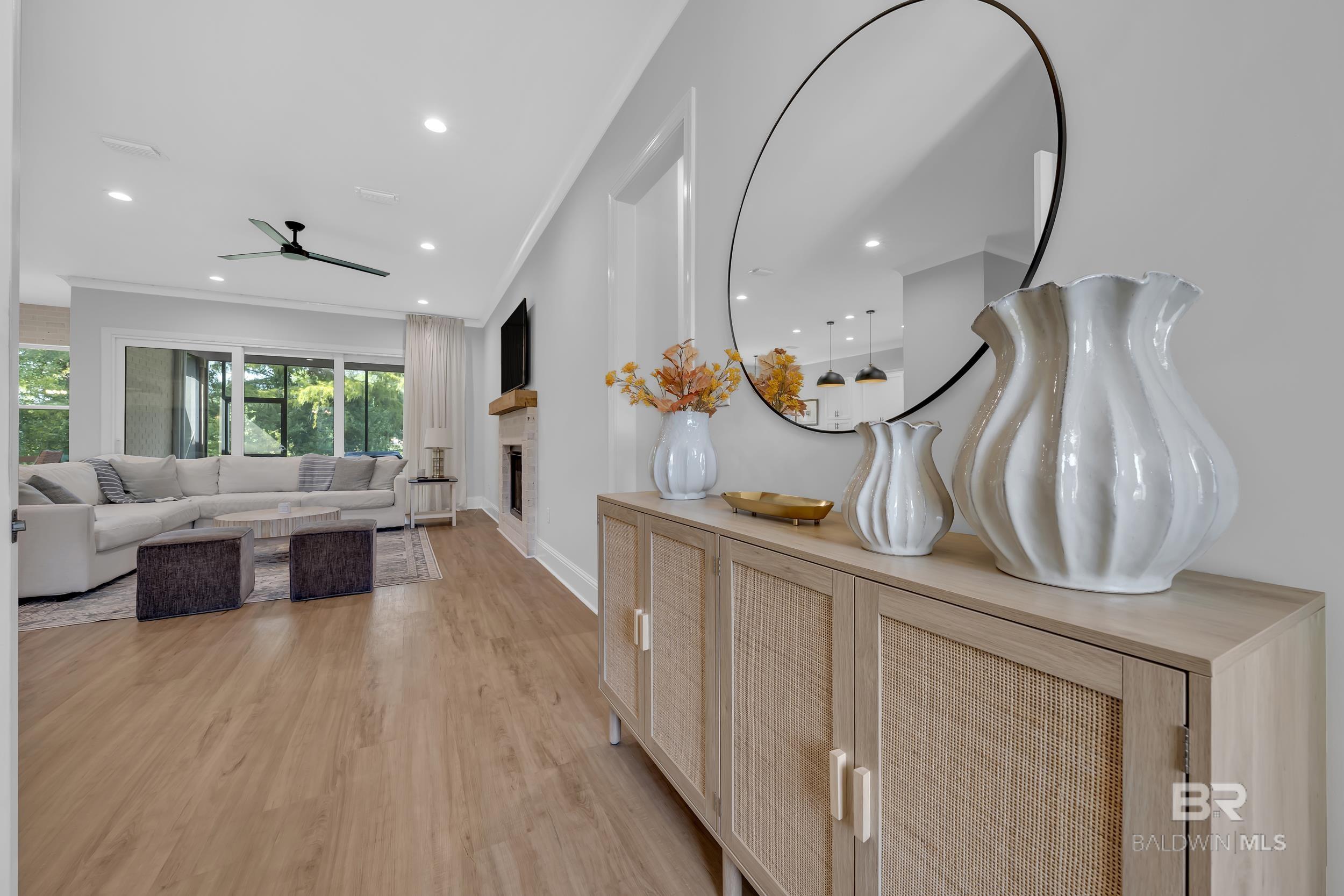 21081 Live Oak Circle, Gulf Shores, AL, 36542