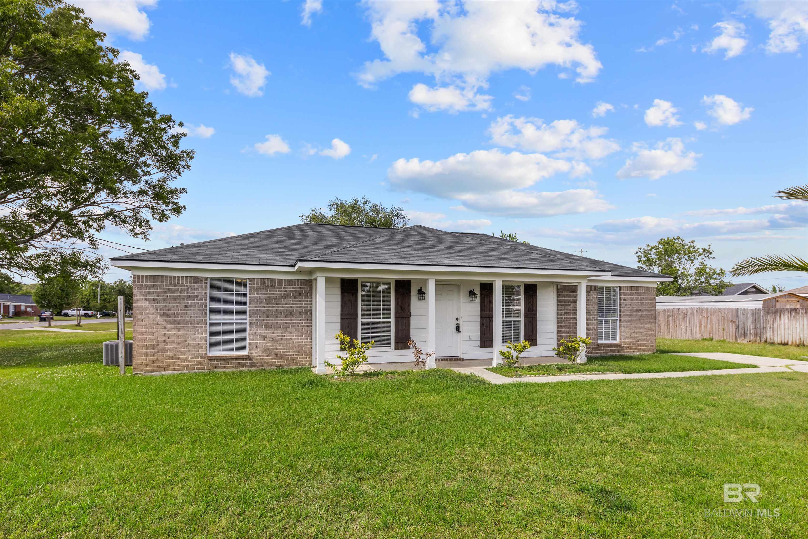 18979 Dalewood Circle