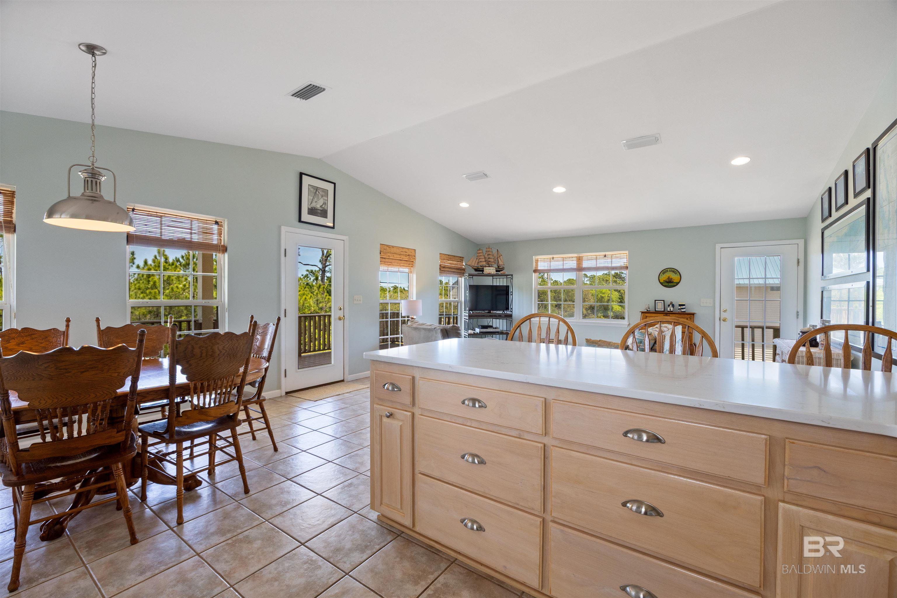 6782 Palmetto Drive, Gulf Shores, AL, 36542