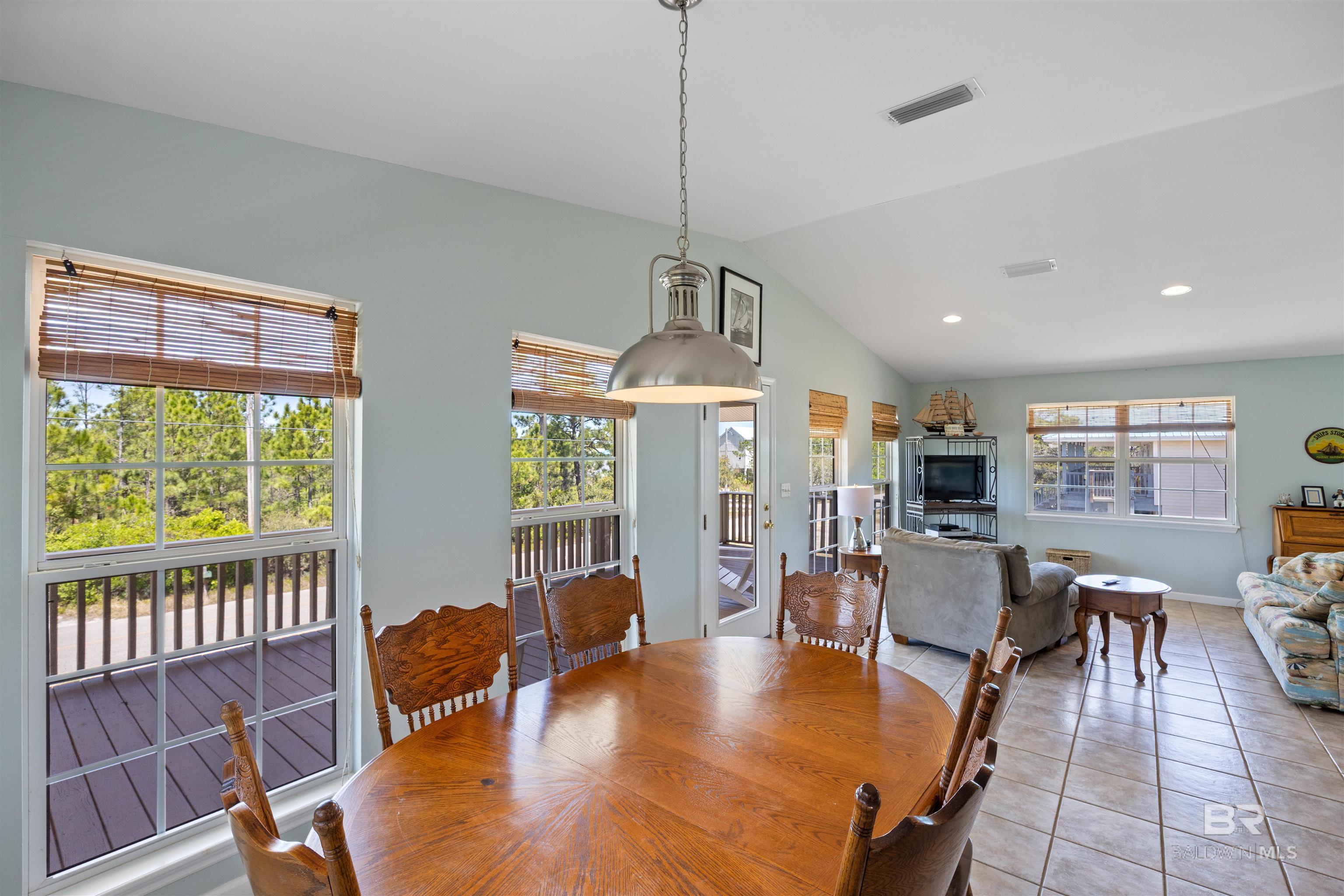 6782 Palmetto Drive, Gulf Shores, AL, 36542