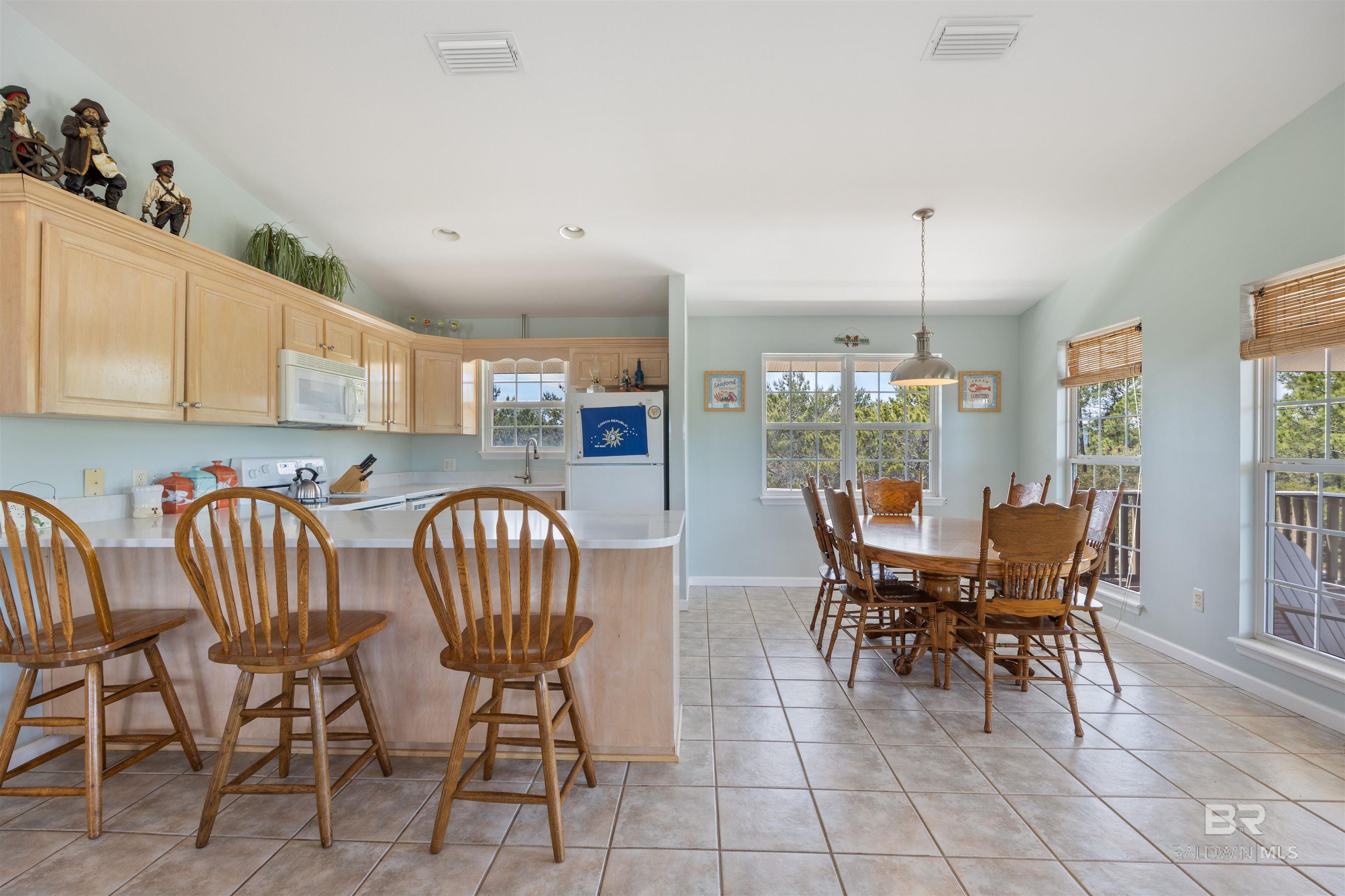 6782 Palmetto Drive, Gulf Shores, AL, 36542