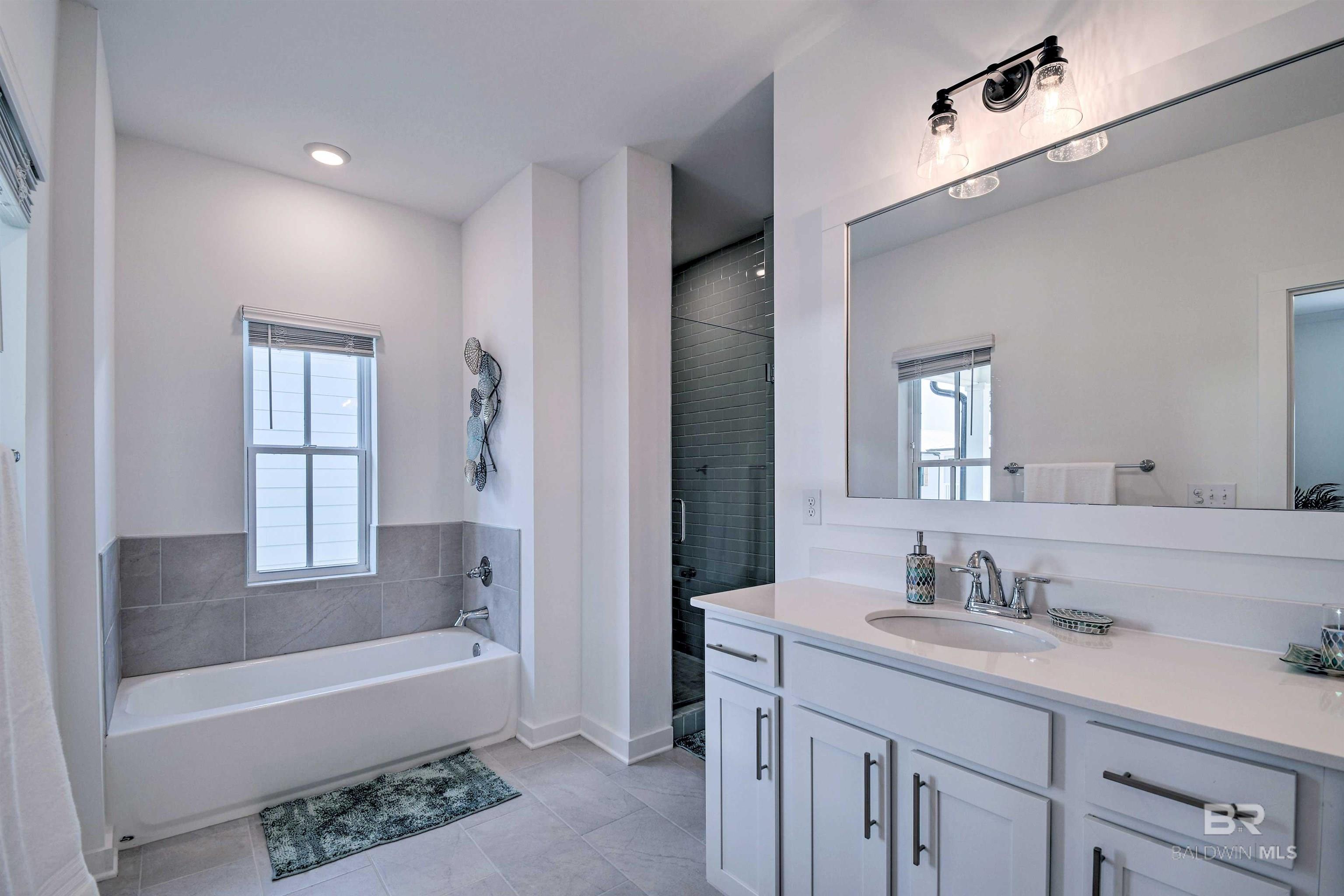 4660 Casablanca Drive, Orange Beach, AL, 36561