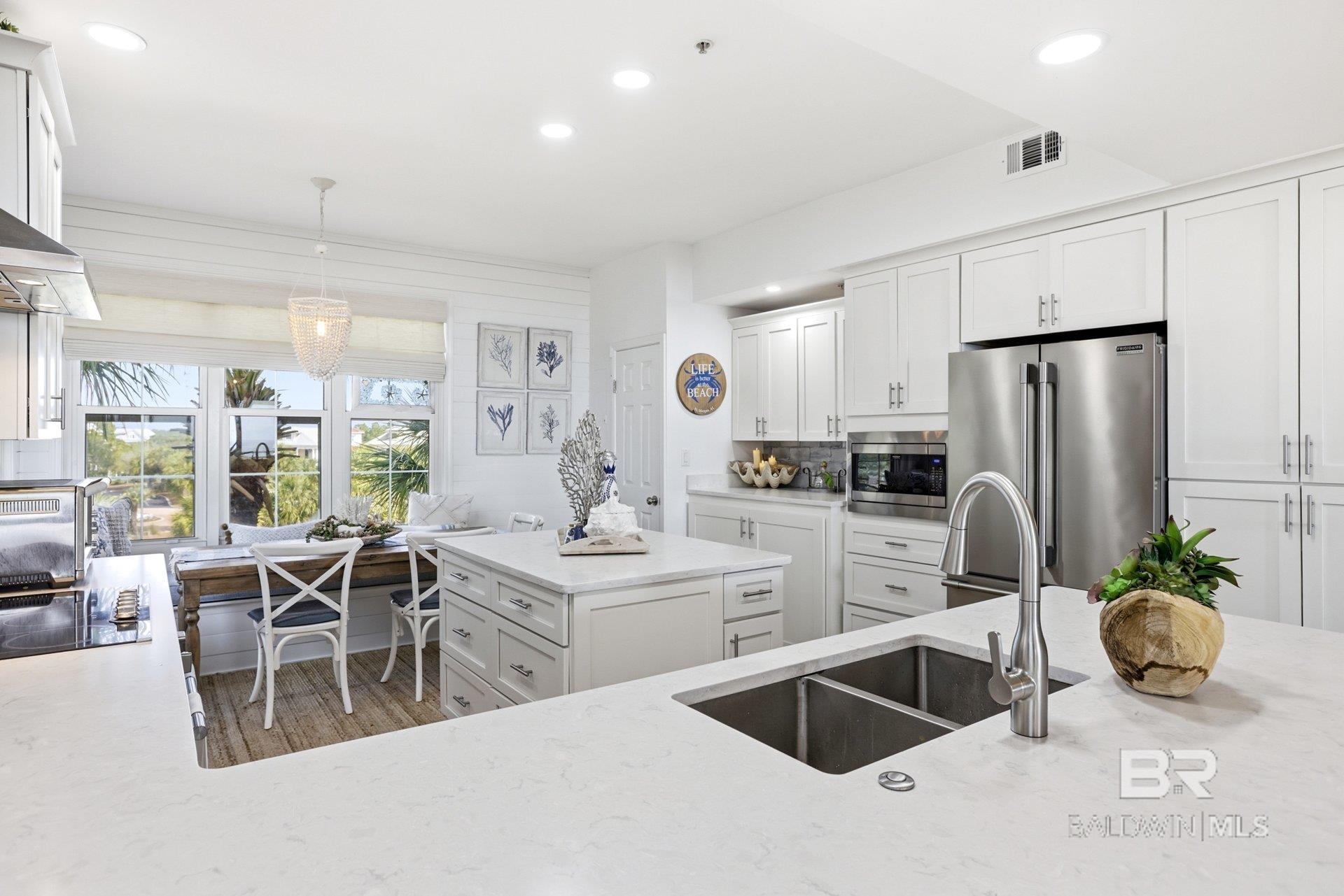 9350 Marigot Promenade UNIT 206 East, Gulf Shores, AL, 36542