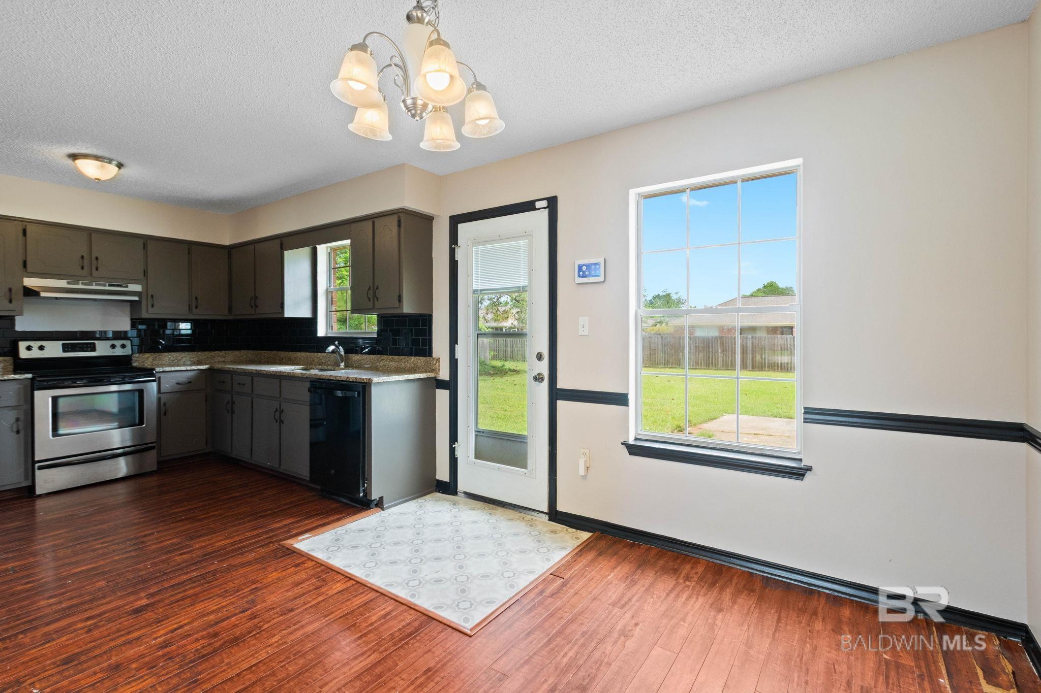 1500 N Cedar Street, Foley, AL, 36535