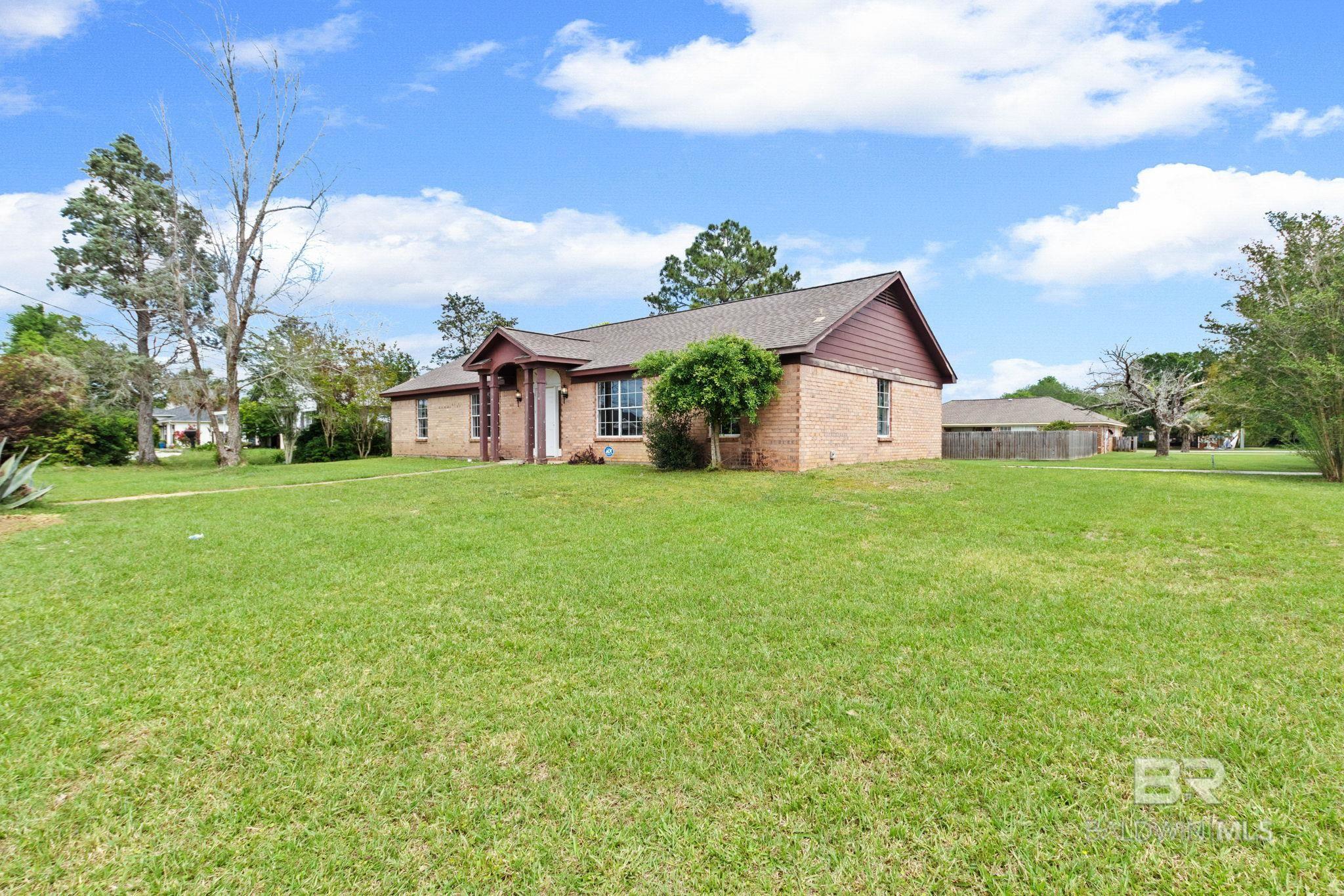 1500 N Cedar Street, Foley, AL, 36535