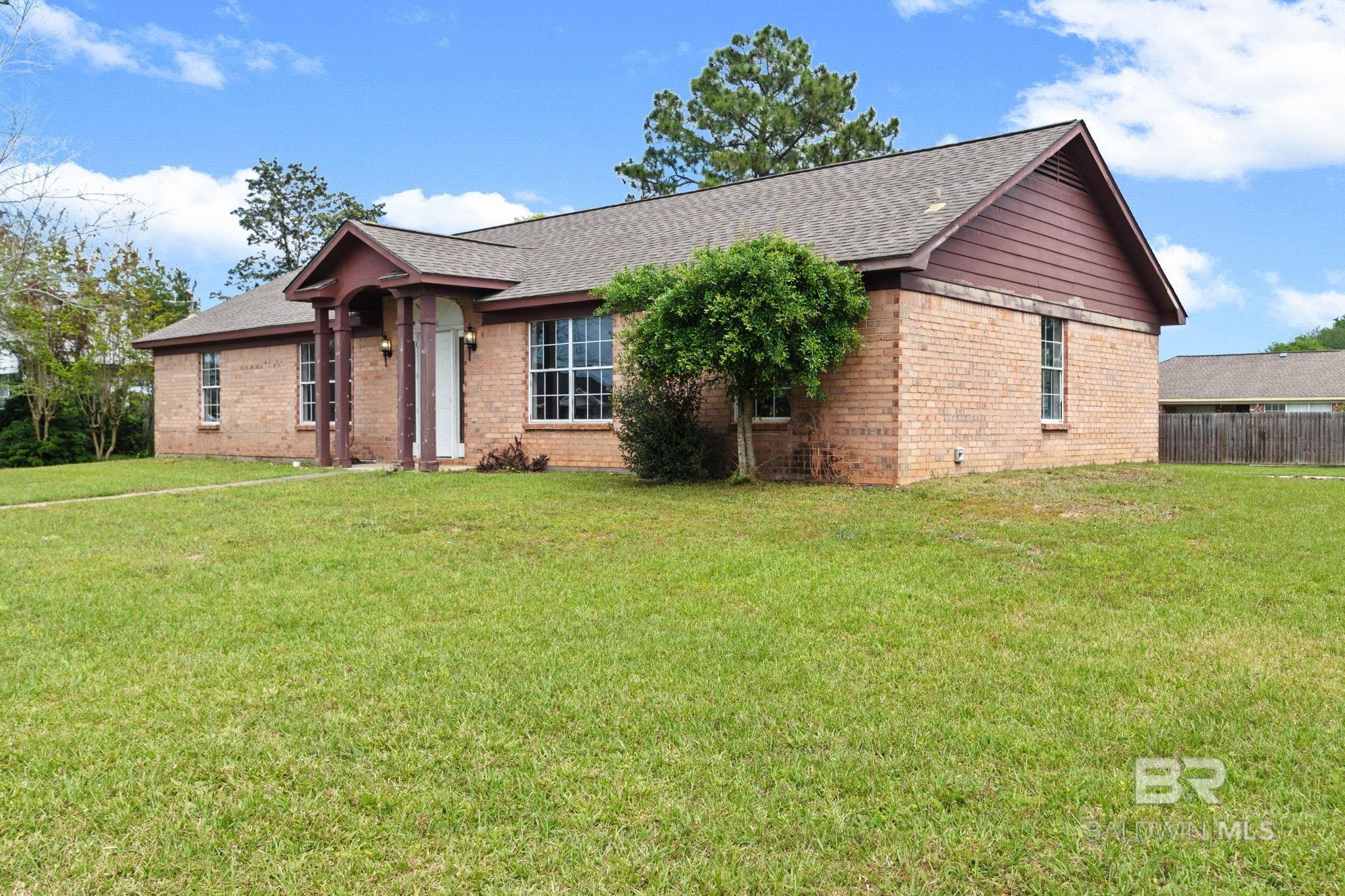 1500 N Cedar Street, Foley, AL, 36535