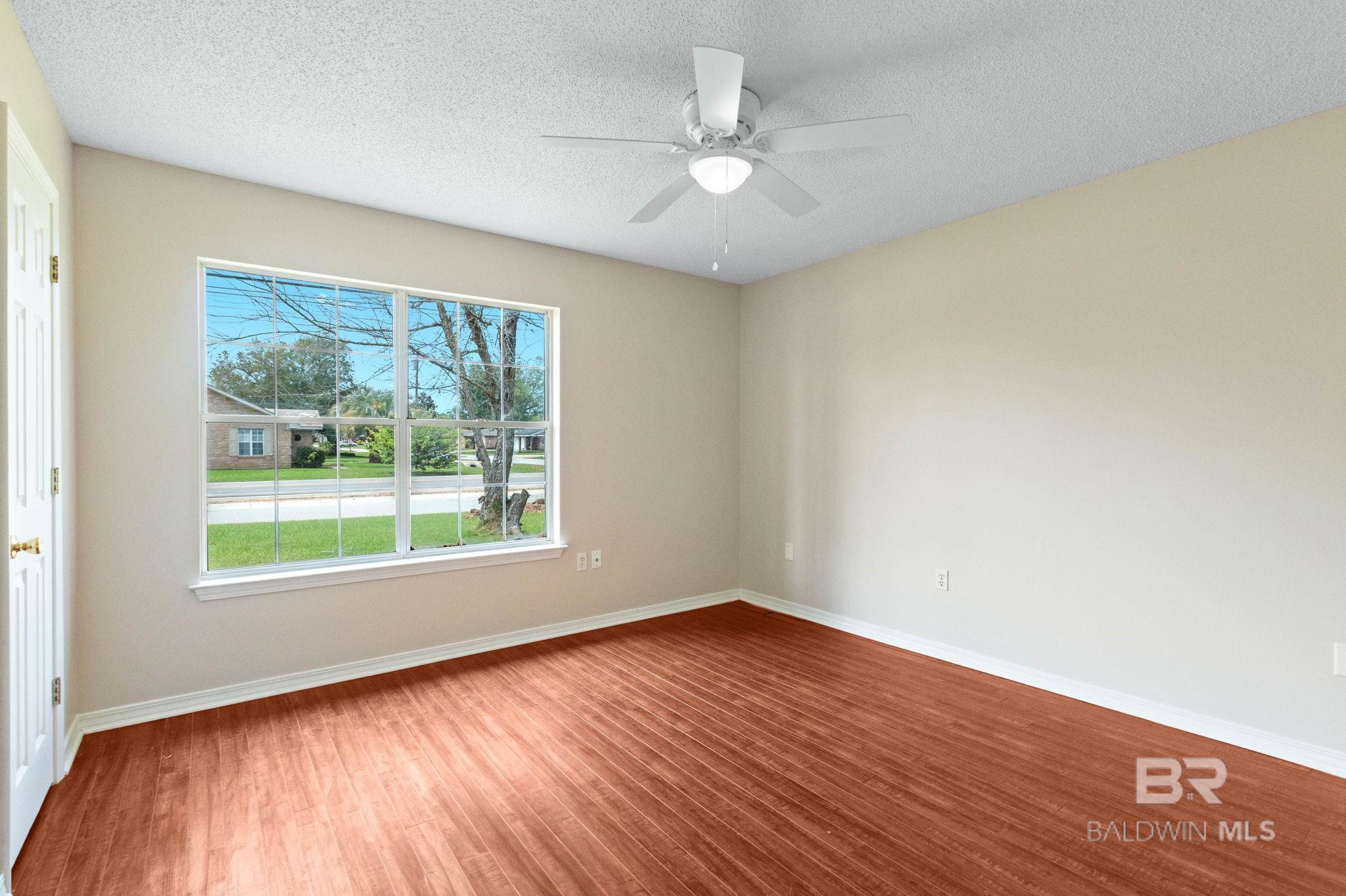 1500 N Cedar Street, Foley, AL, 36535