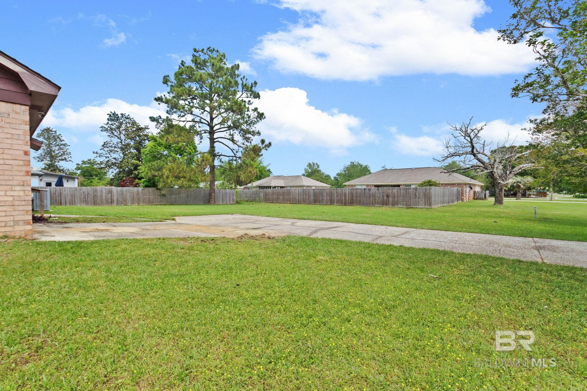 1500 N Cedar Street, Foley, AL, 36535