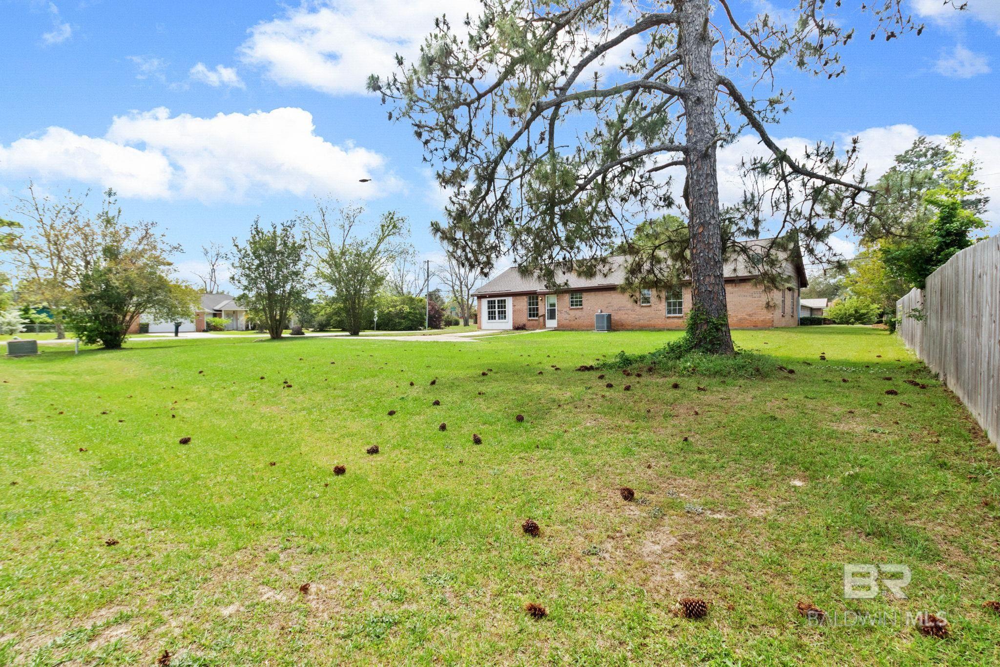 1500 N Cedar Street, Foley, AL, 36535