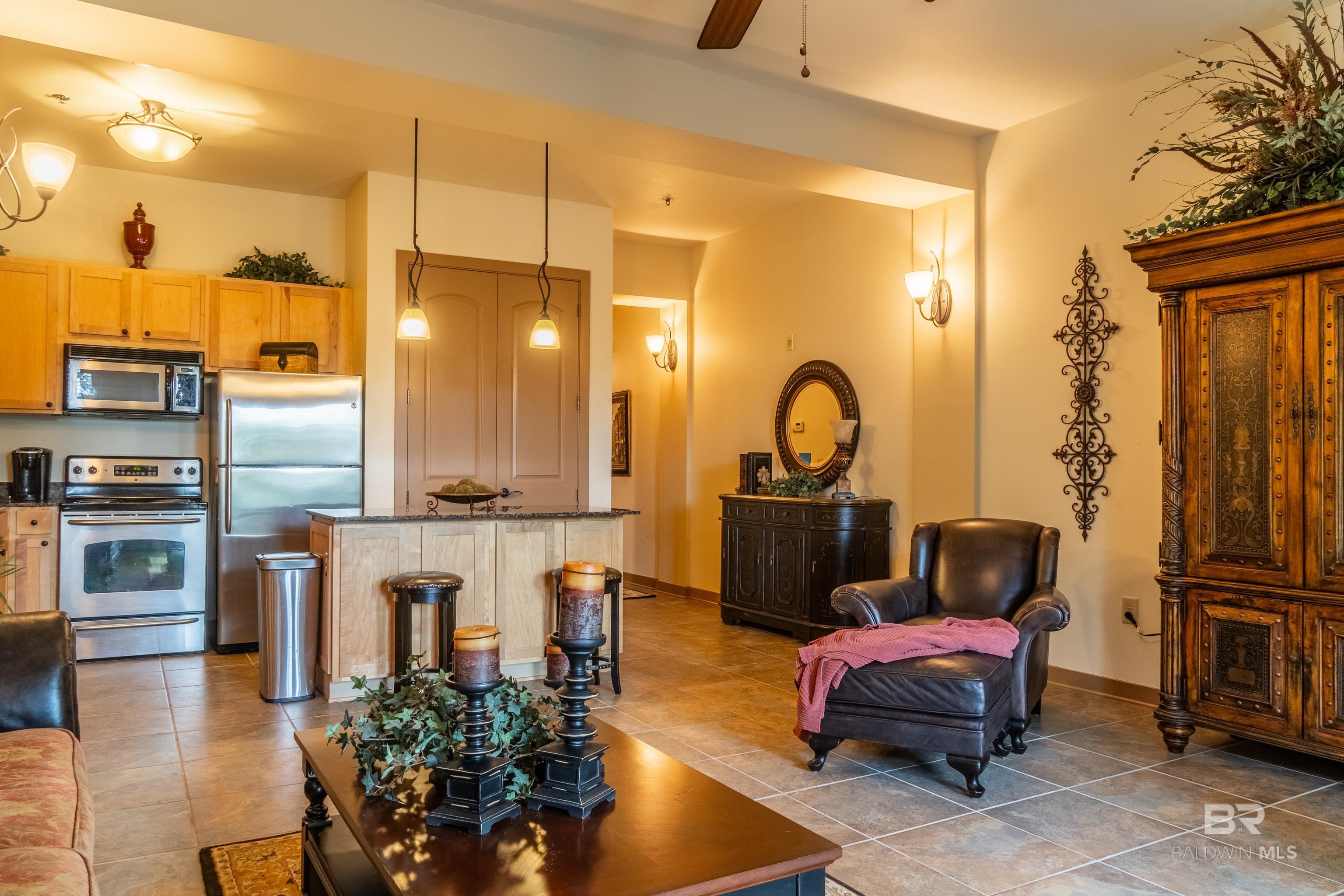 1430 Regency Road UNIT J302, Gulf Shores, AL, 36542