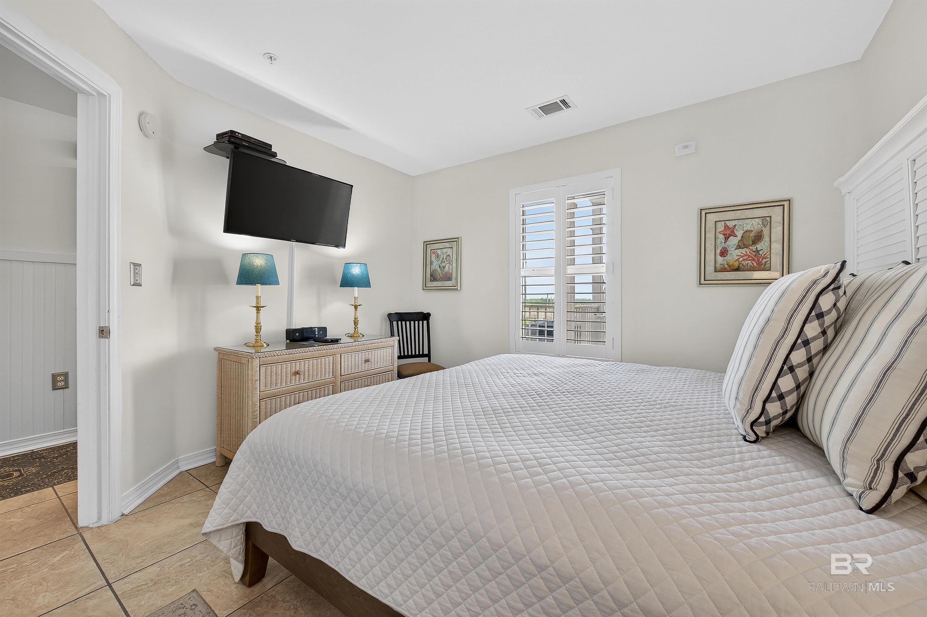 572 E Beach Boulevard UNIT 409, Gulf Shores, AL, 36542