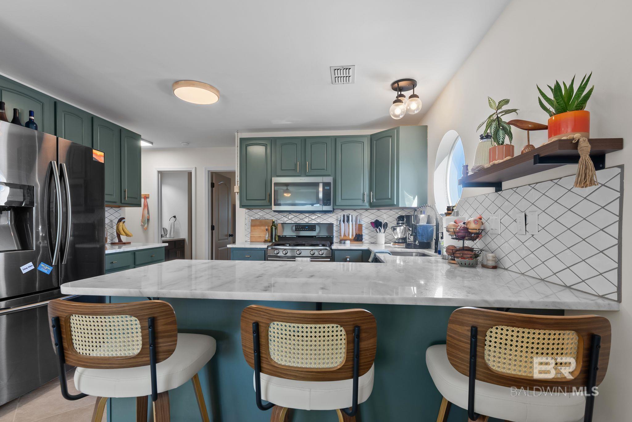 1219 W Lagoon Avenue, Gulf Shores, AL, 36542