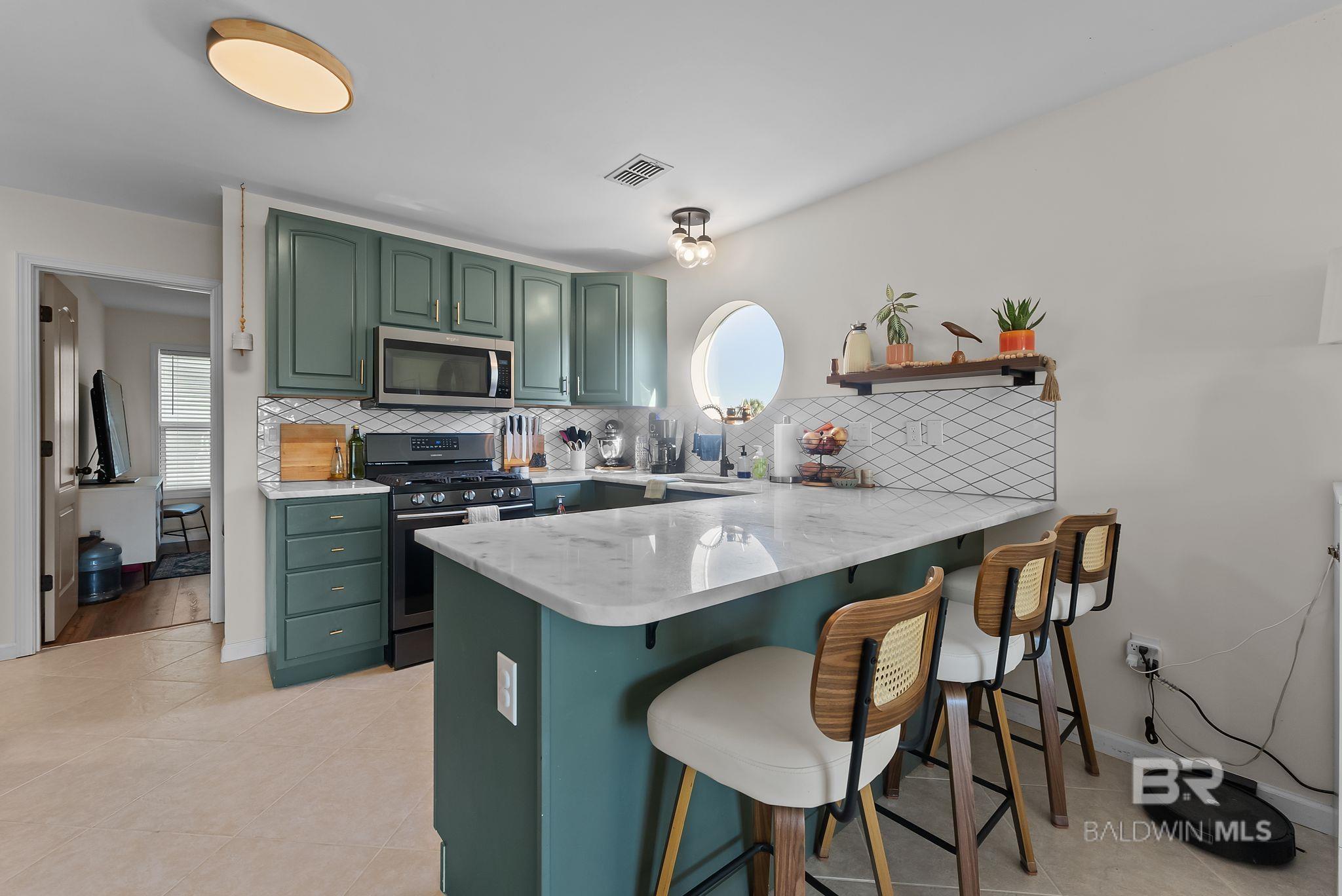 1219 W Lagoon Avenue, Gulf Shores, AL, 36542