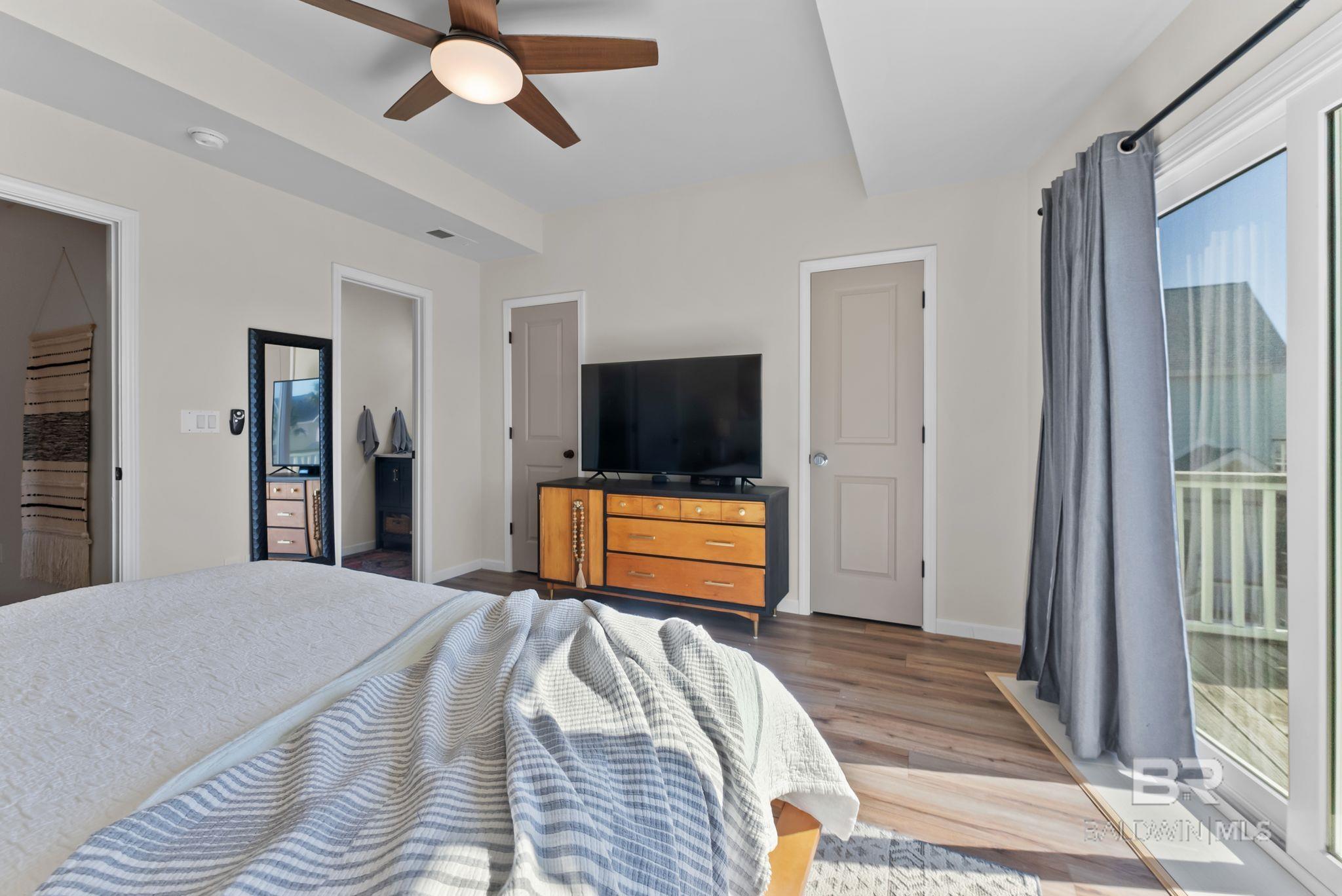 1219 W Lagoon Avenue, Gulf Shores, AL, 36542