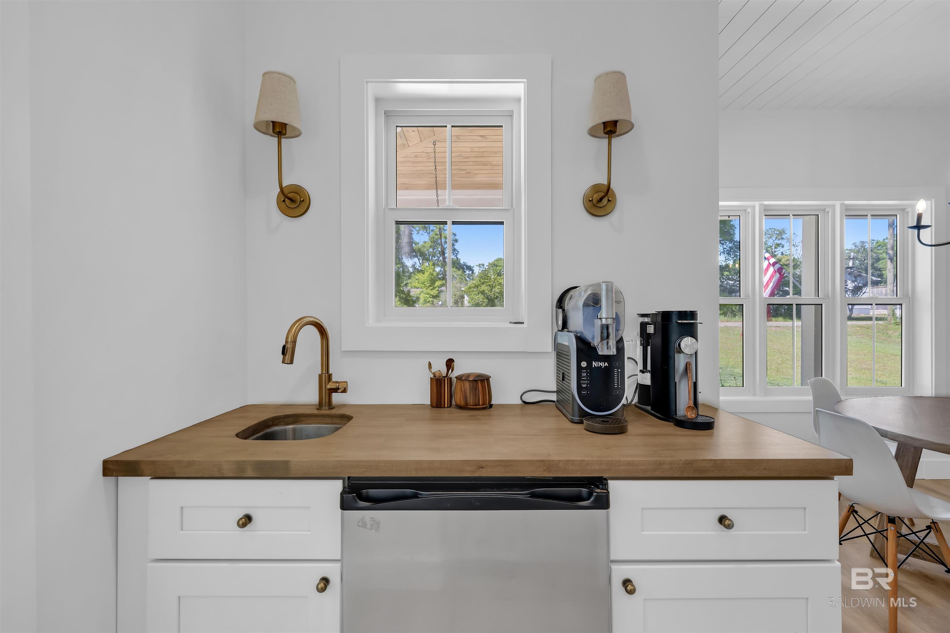 19058 James Road, Gulf Shores, AL, 36542