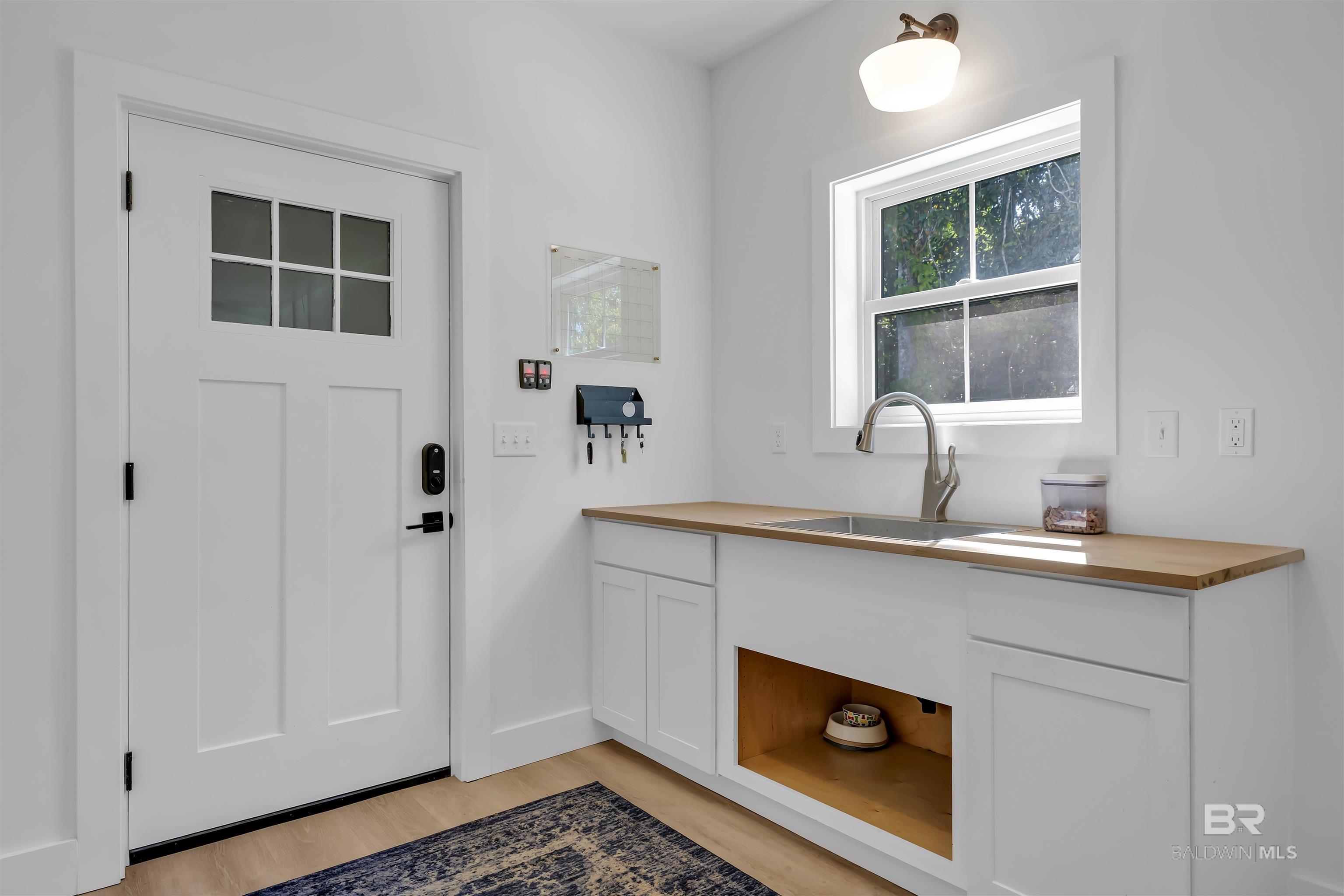 19058 James Road, Gulf Shores, AL, 36542