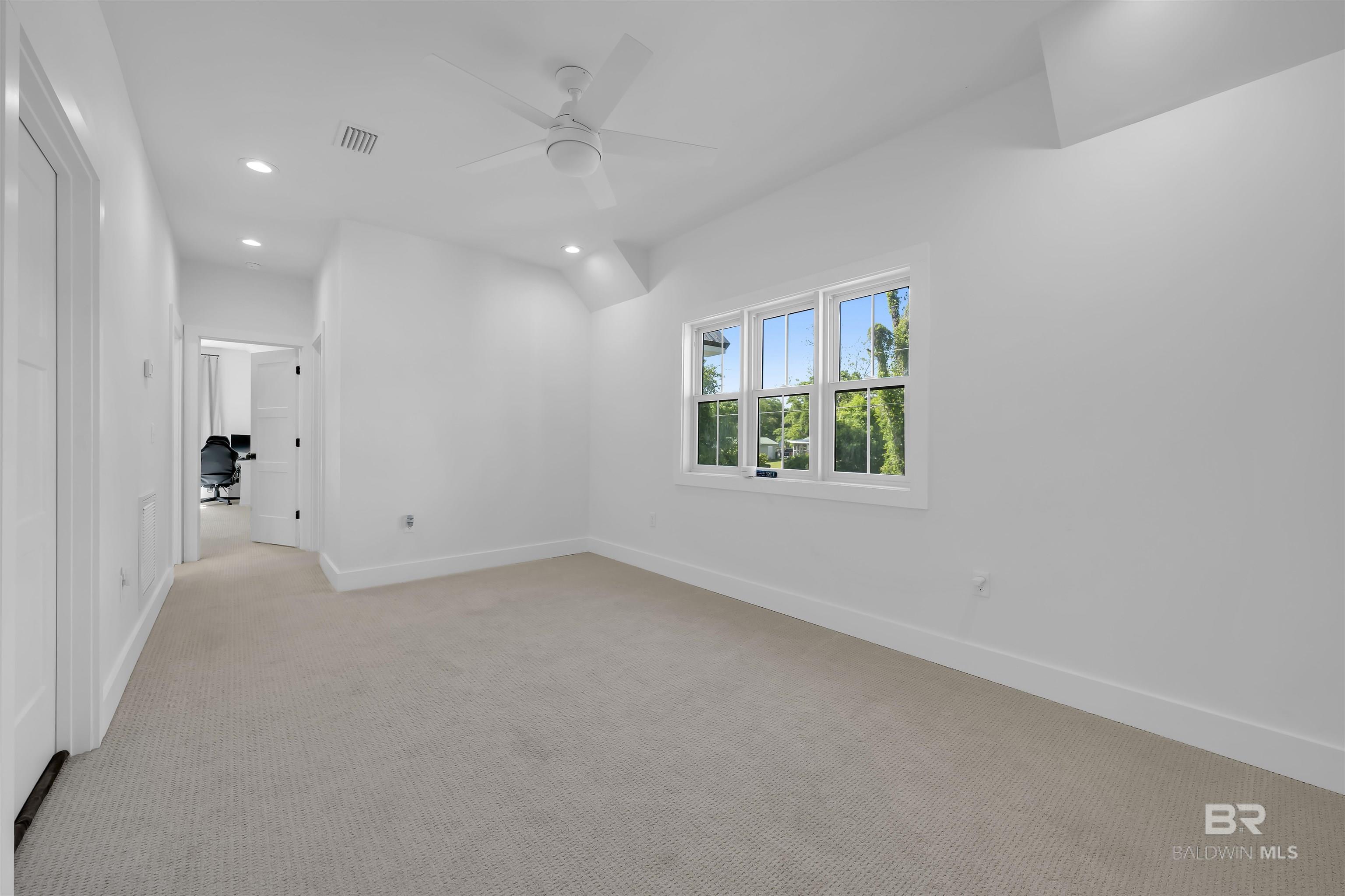 19058 James Road, Gulf Shores, AL, 36542