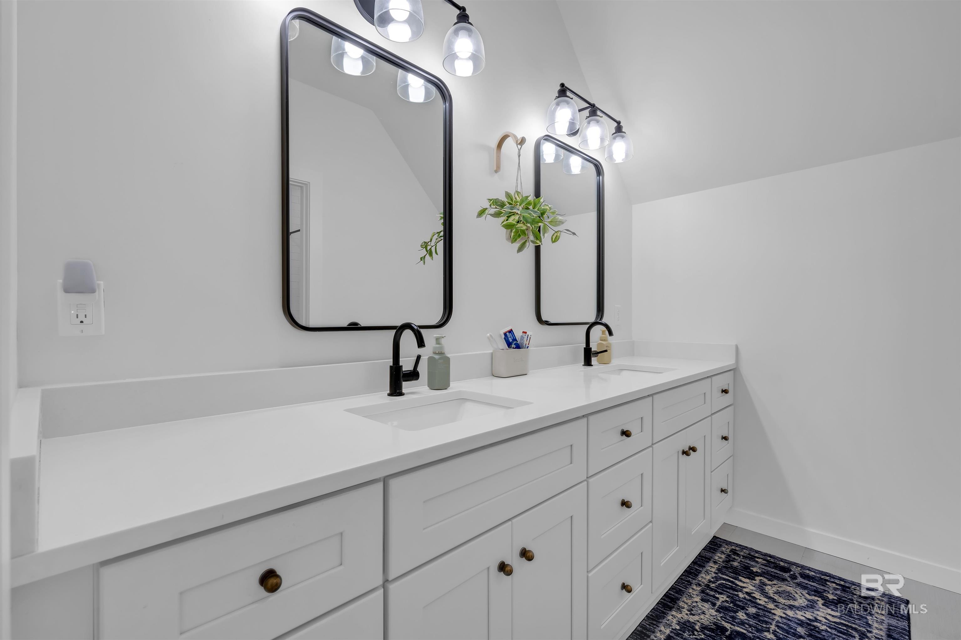 19058 James Road, Gulf Shores, AL, 36542