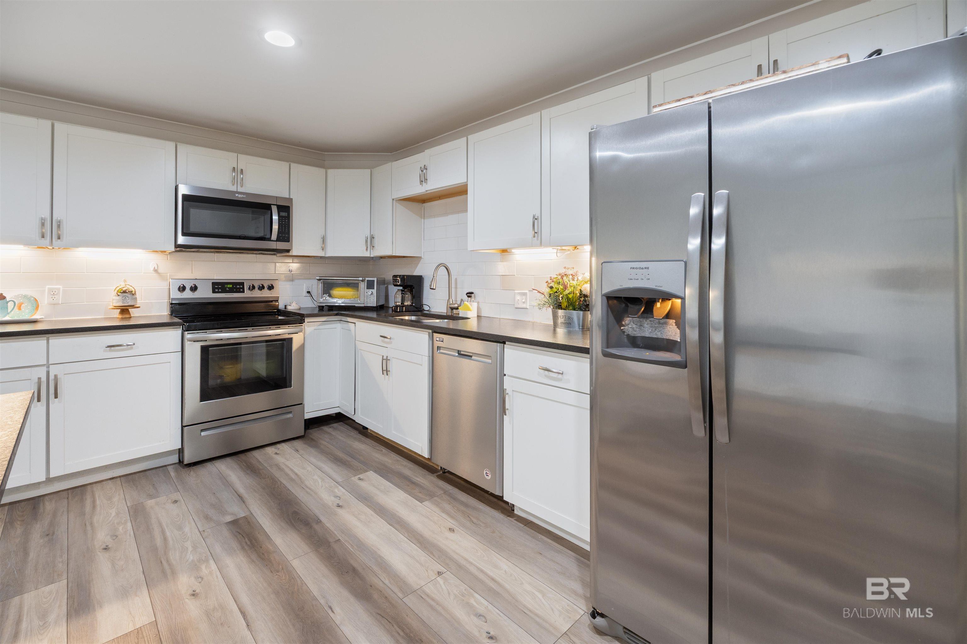 2221 Club House Drive, Lillian, AL, 36549