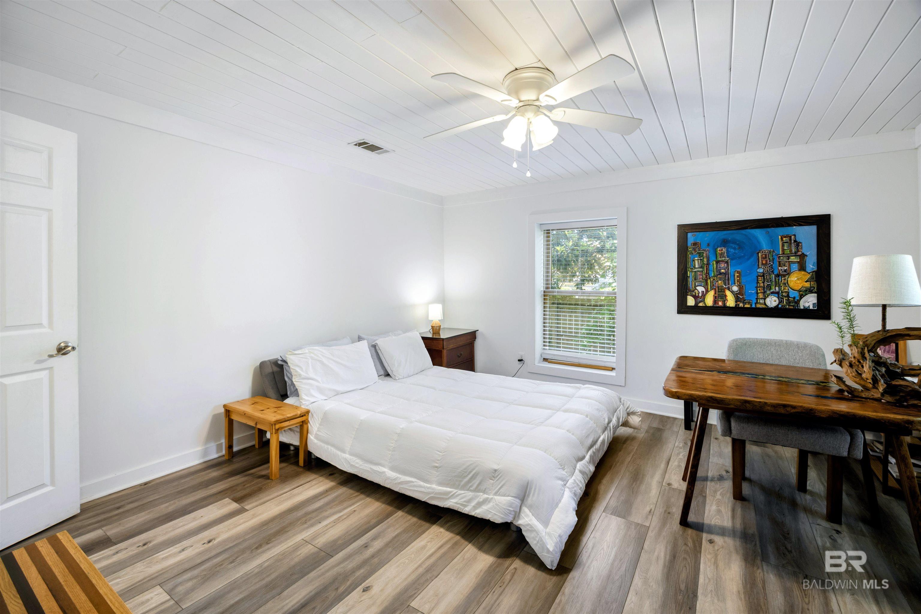 2221 Club House Drive, Lillian, AL, 36549