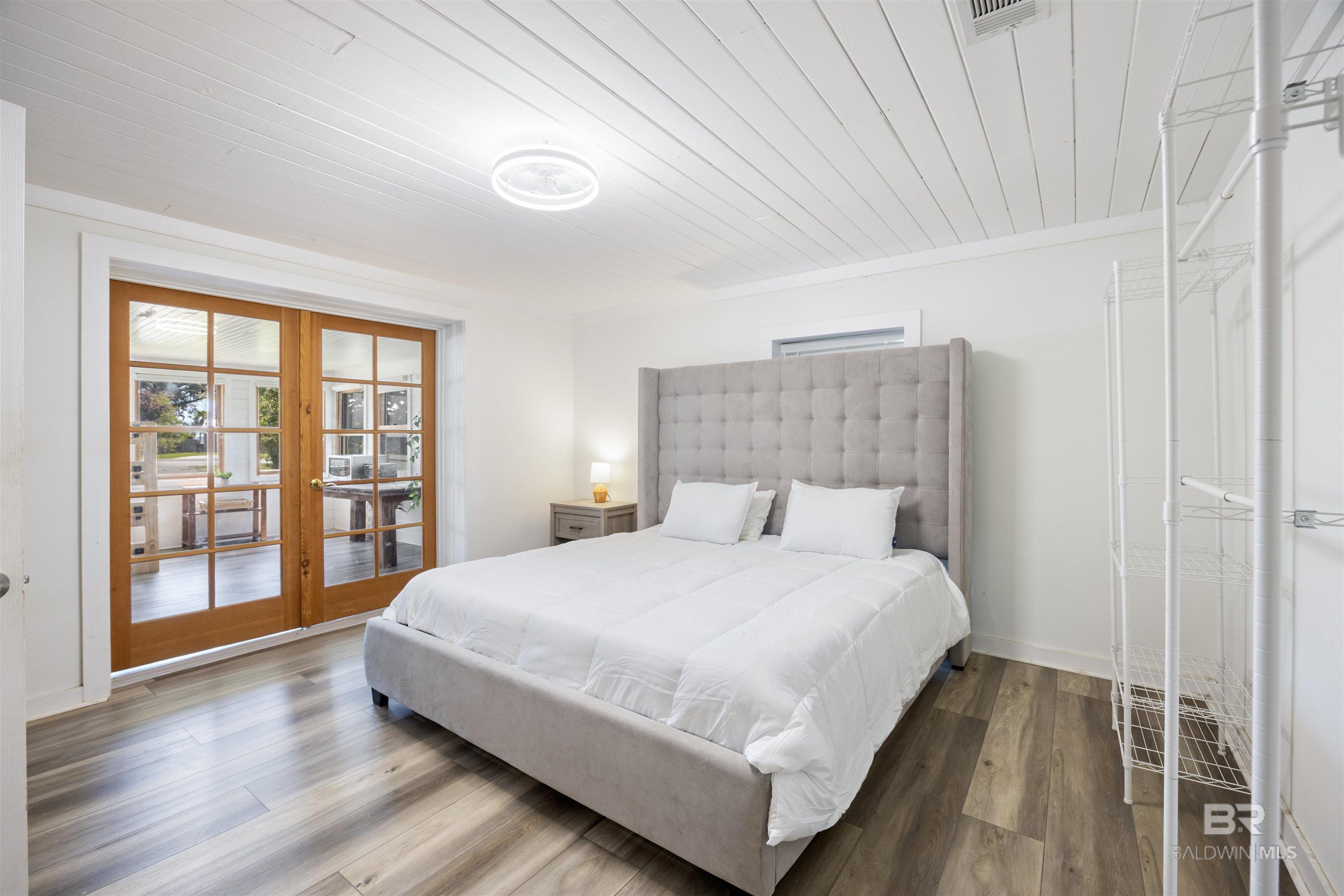 2221 Club House Drive, Lillian, AL, 36549