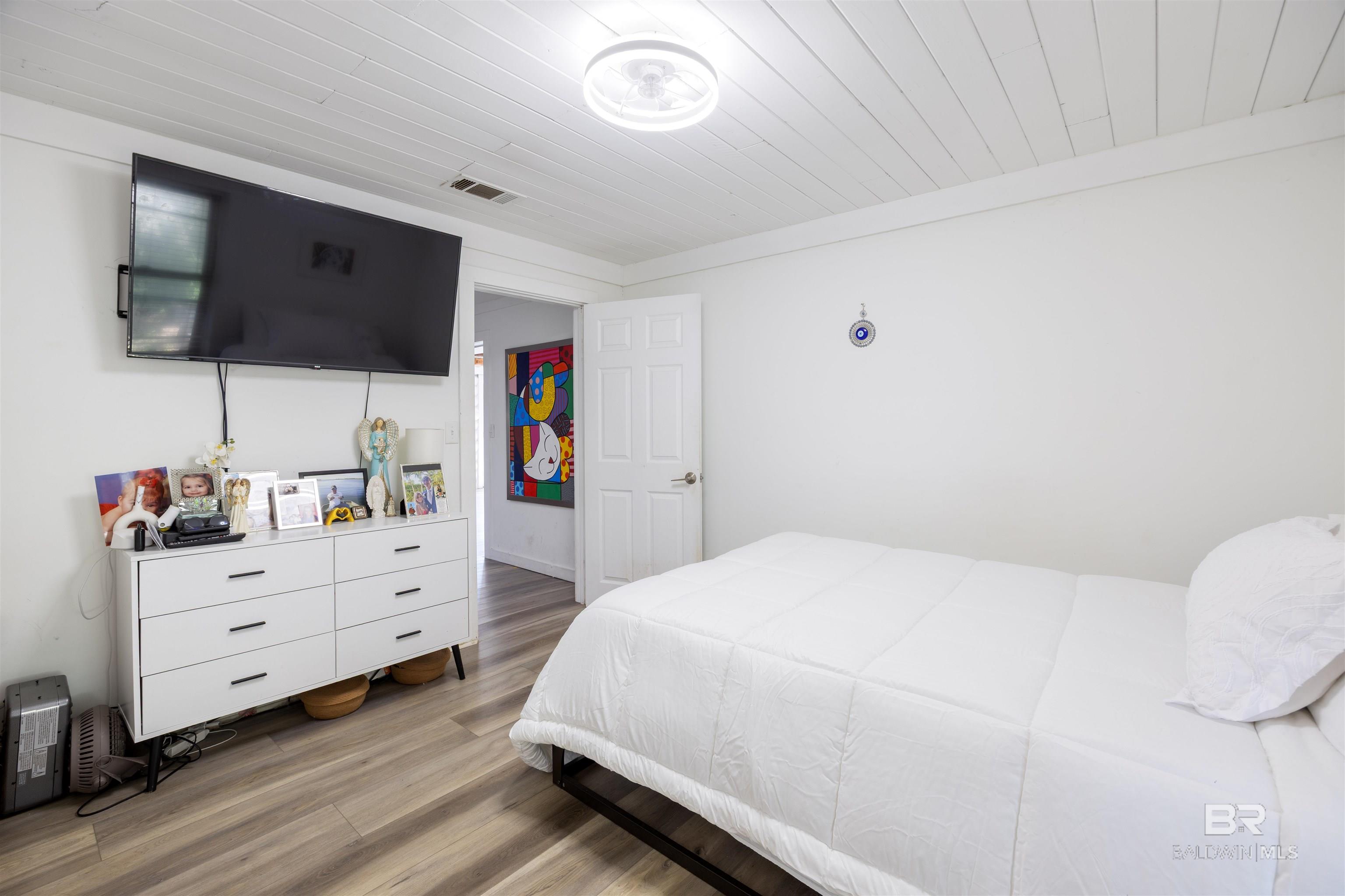 2221 Club House Drive, Lillian, AL, 36549