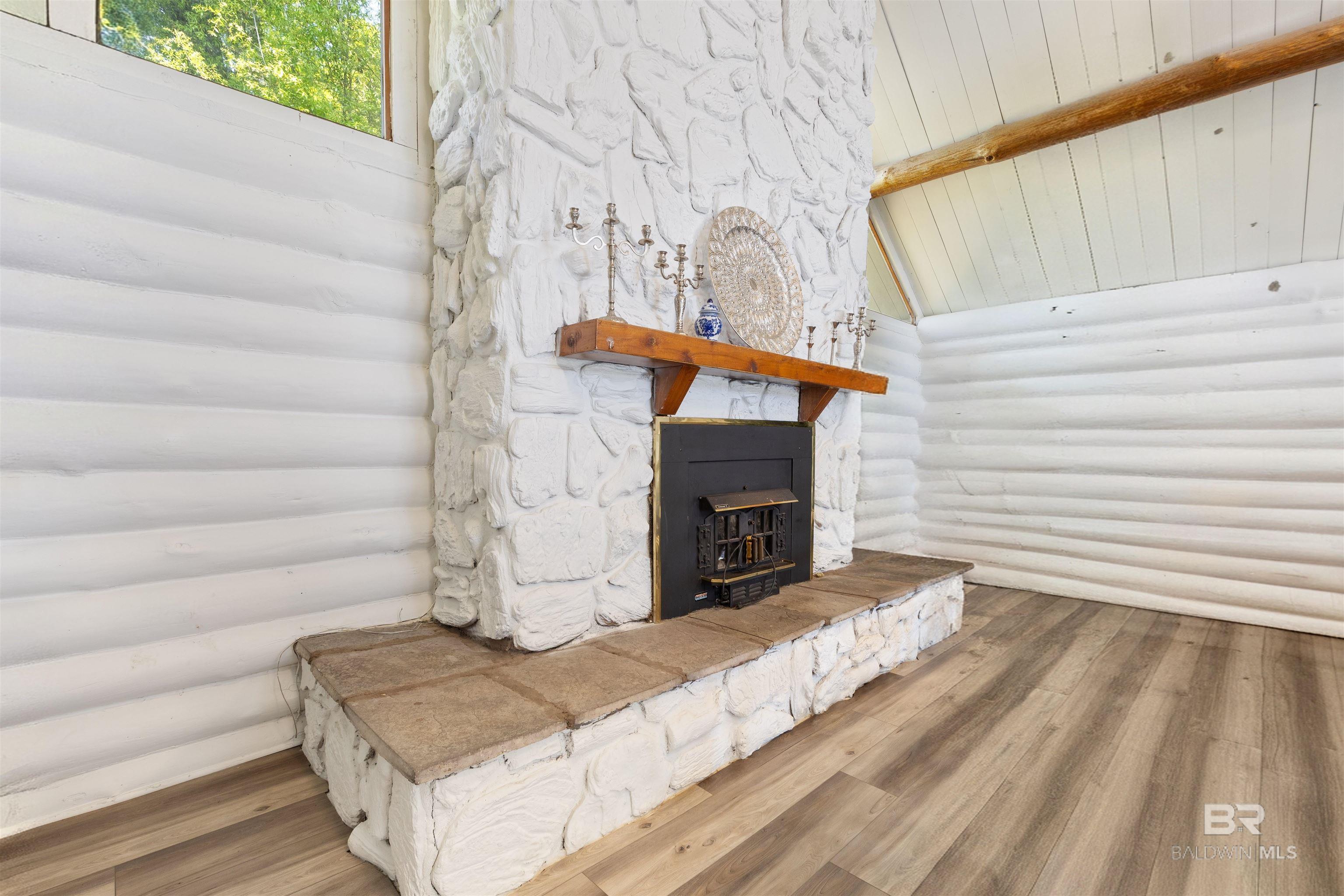 2221 Club House Drive, Lillian, AL, 36549